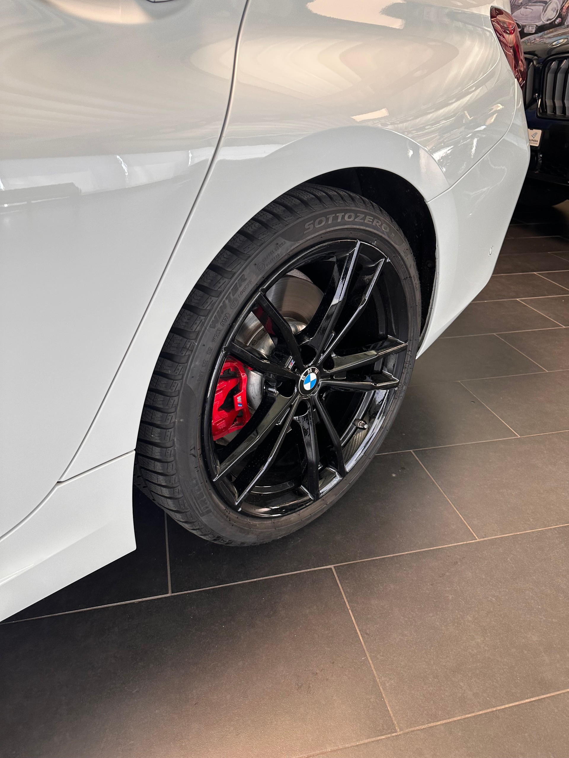 BMW M340d xDrive Touring-image-7