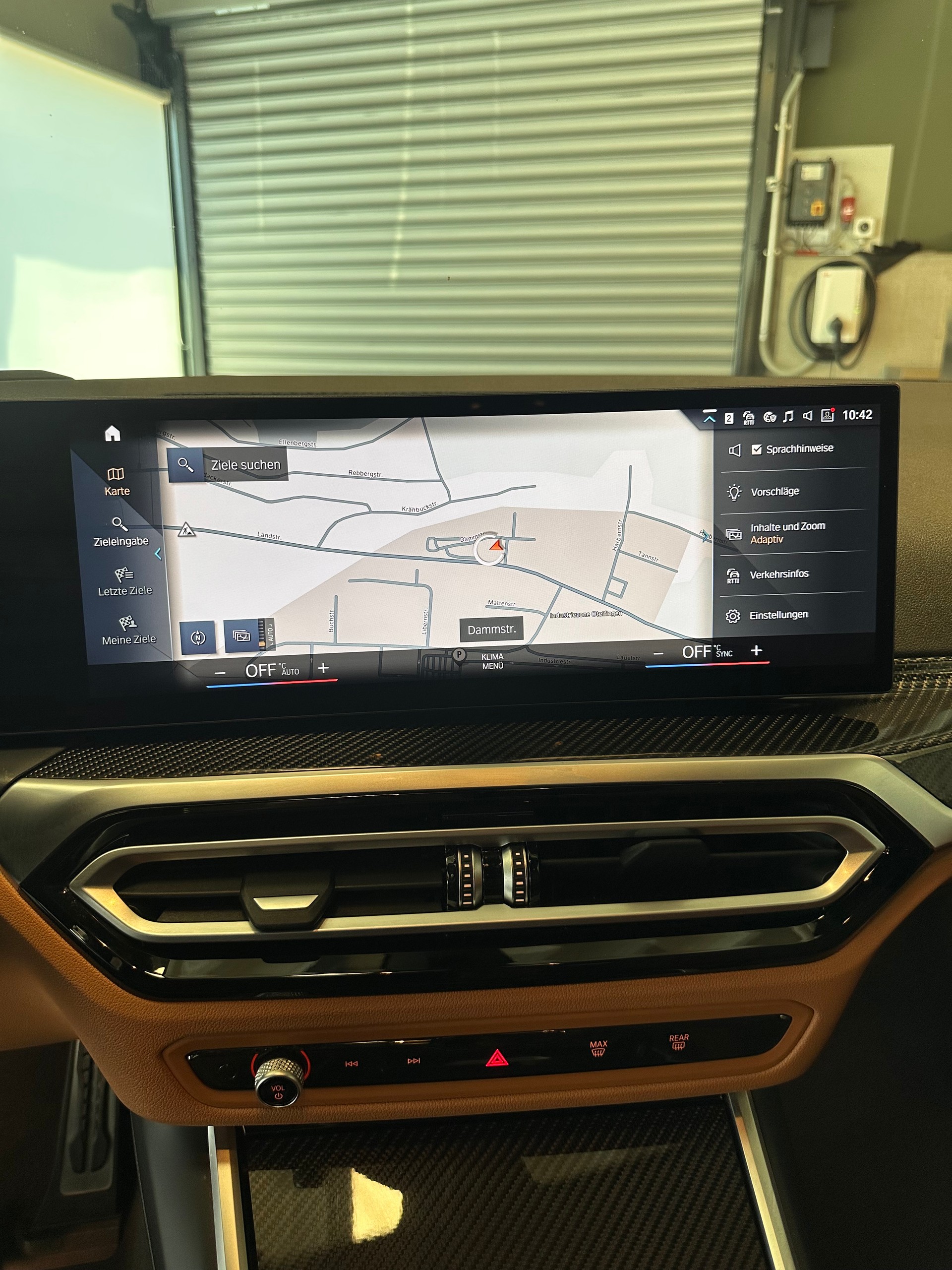 BMW M340d xDrive Touring-image-16