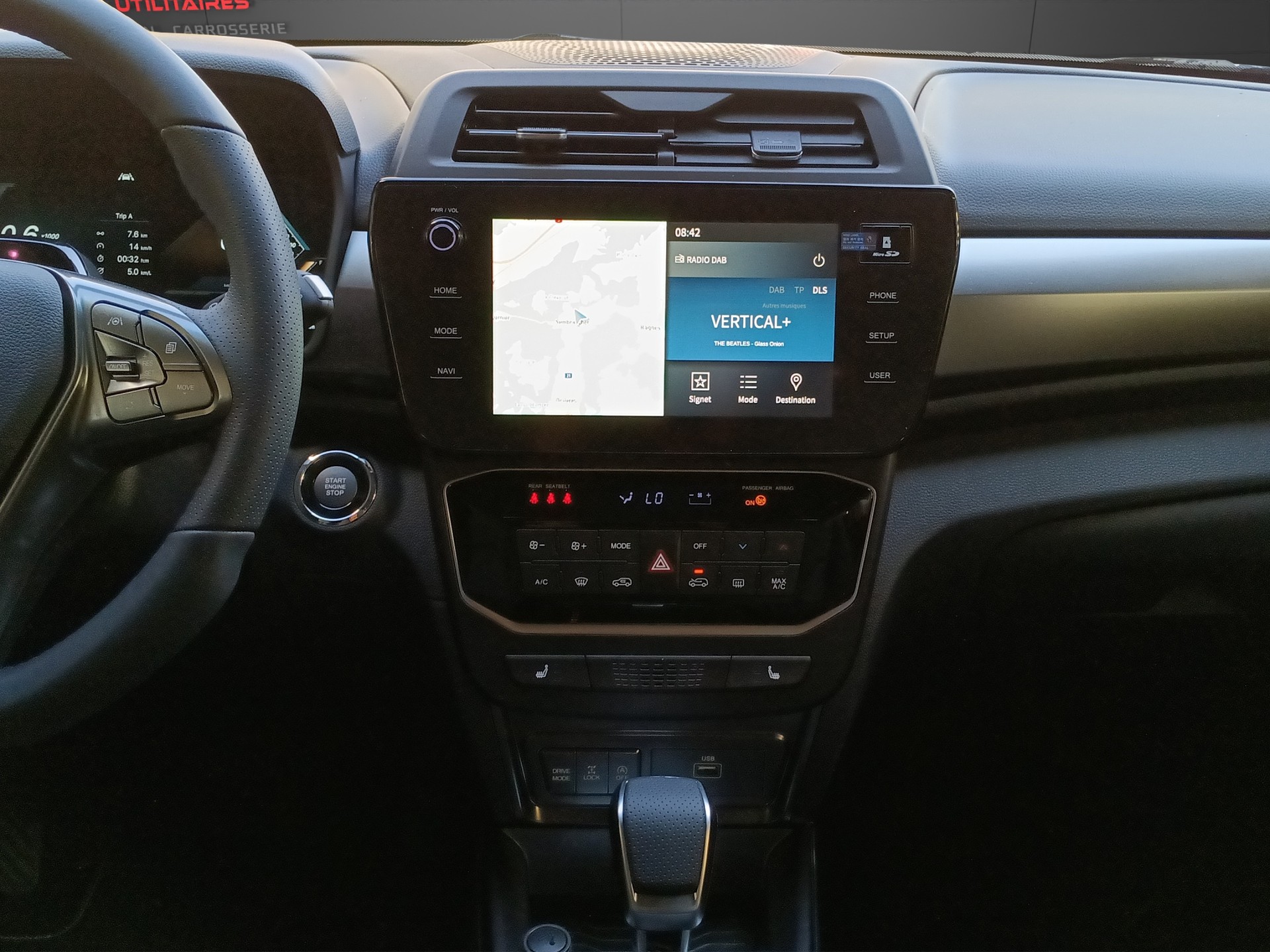 KGM-SsangYong Tivoli 1.5 T GDI Steel 4WD Automat-image-7