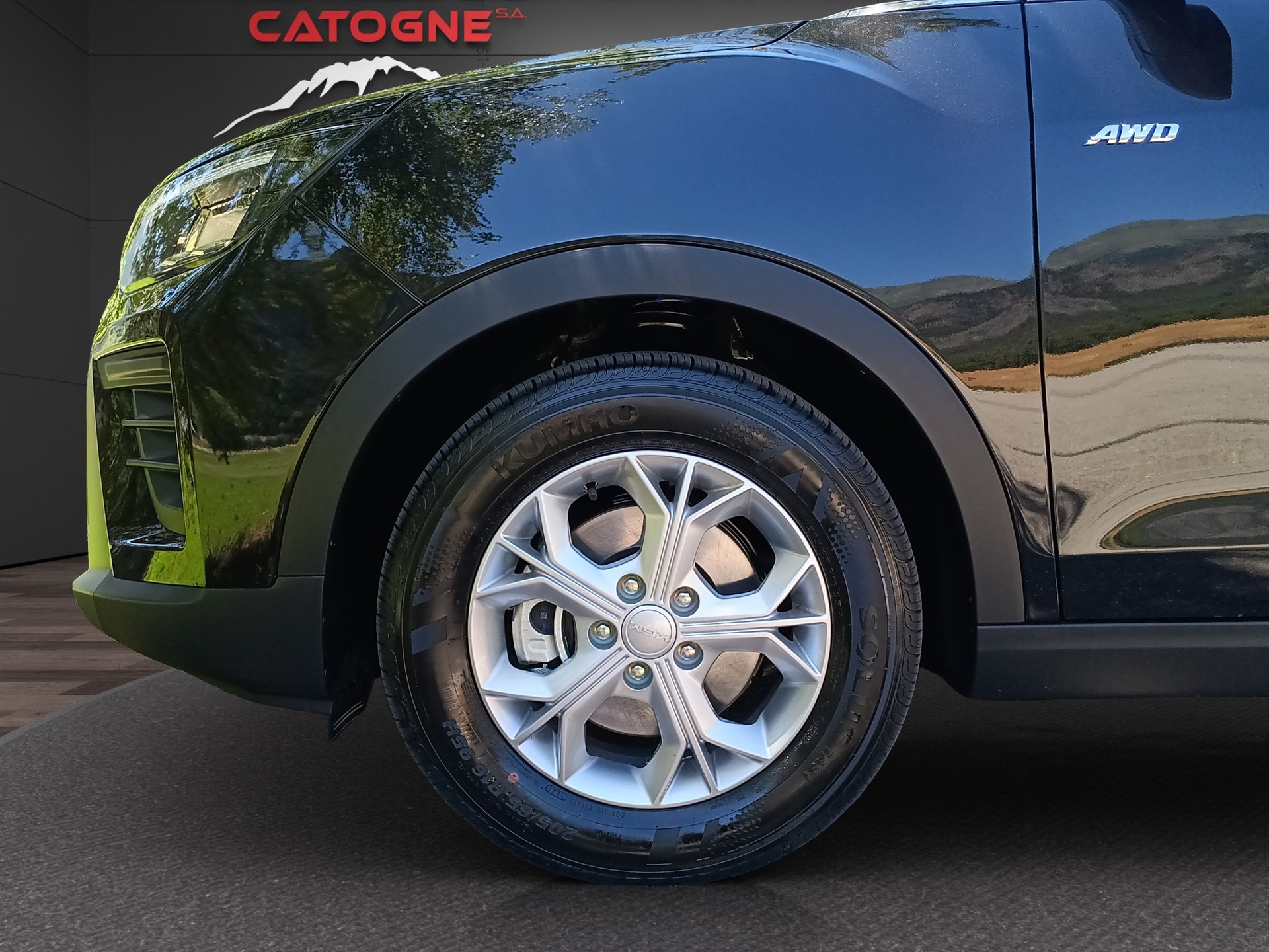 KGM-SsangYong Tivoli 1.5 T GDI Steel 4WD Automat-image-12