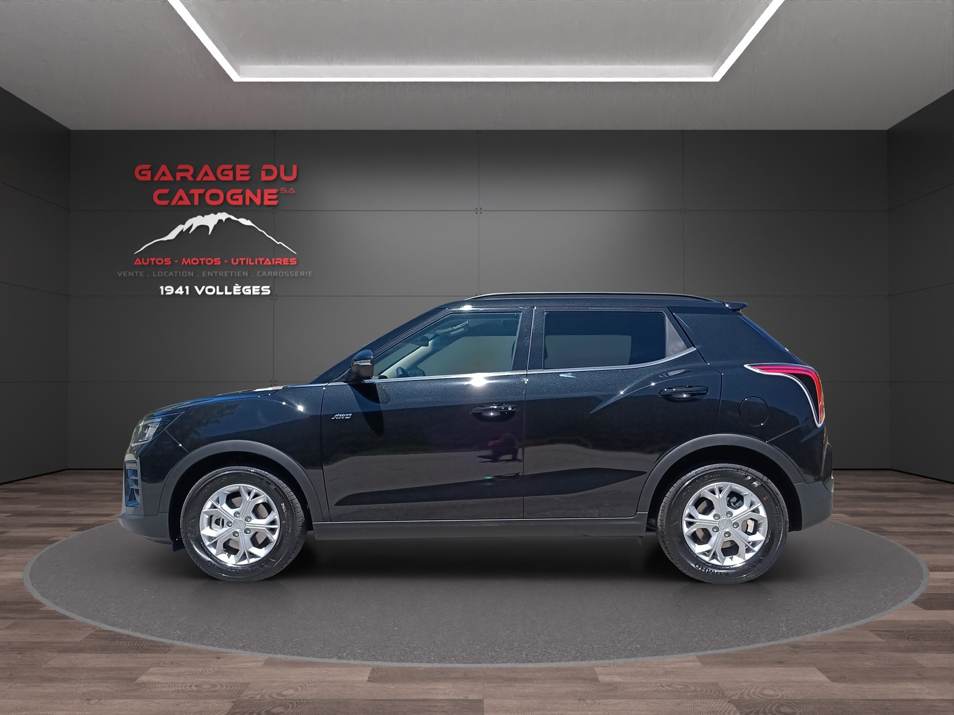 KGM-SsangYong Tivoli 1.5 T GDI Steel 4WD Automat-image-3