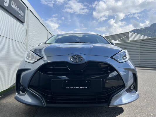 TOYOTA Yaris 1.5 Trend e-CVT-image-1
