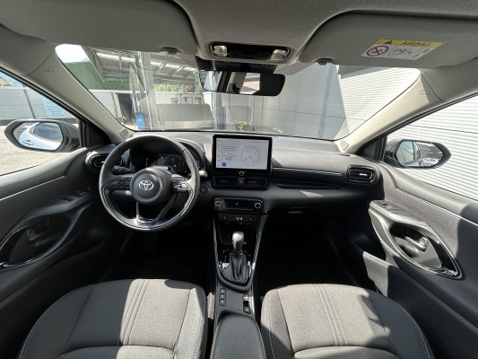 TOYOTA Yaris 1.5 Trend e-CVT-image-5
