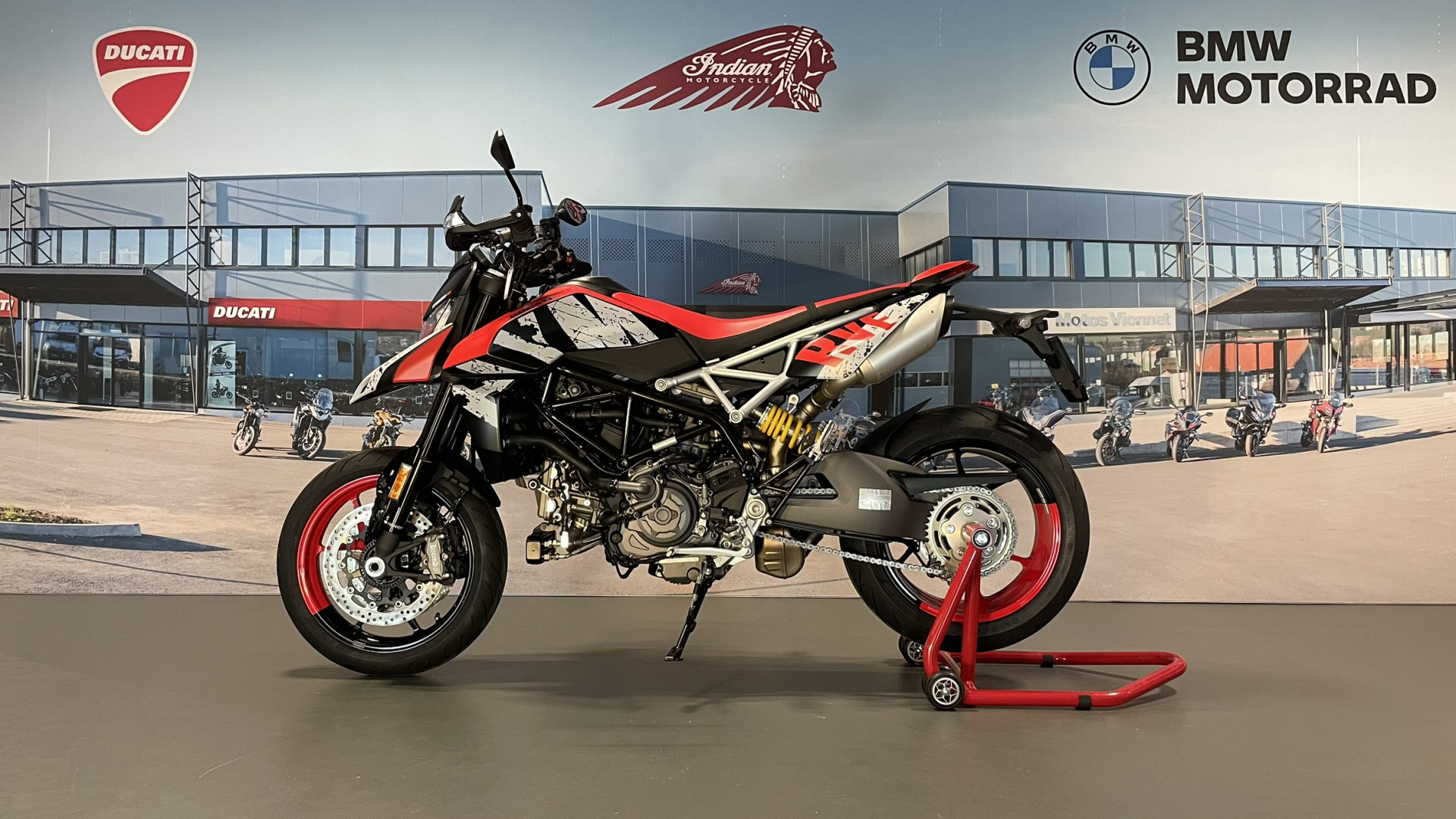 DUCATI Hypermotard 950 RVE-showroom-element-3