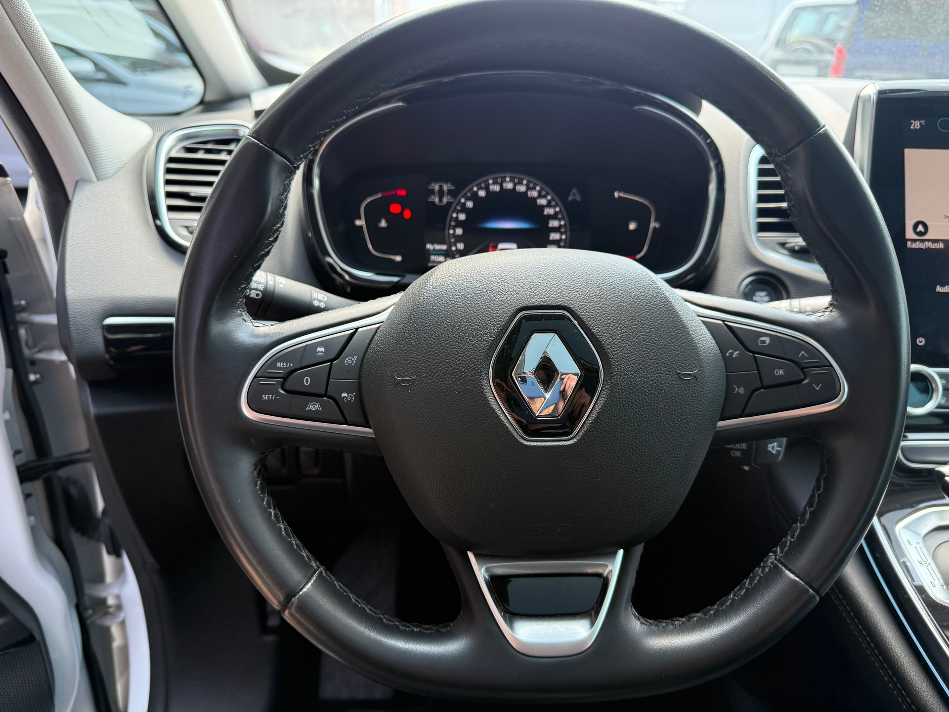 RENAULT Espace 2.0 dCi Intens EDC 6-image-7