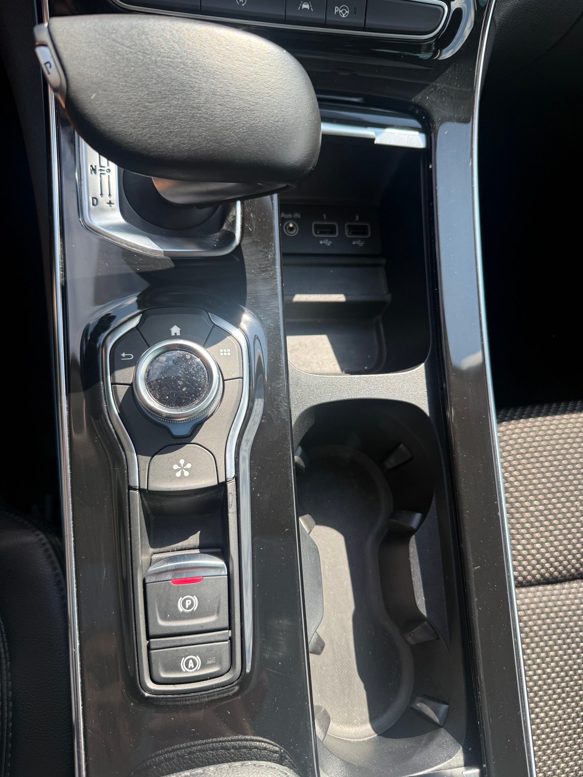 RENAULT Espace 2.0 dCi Intens EDC 6-image-6