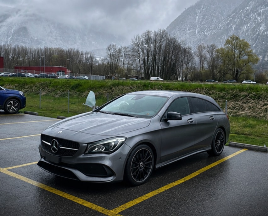 MERCEDES-BENZ CLA 220 AMG Line 4m-image-3