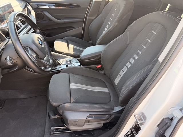 BMW X1 xDrive 20d Sport Line Steptronic-image-5