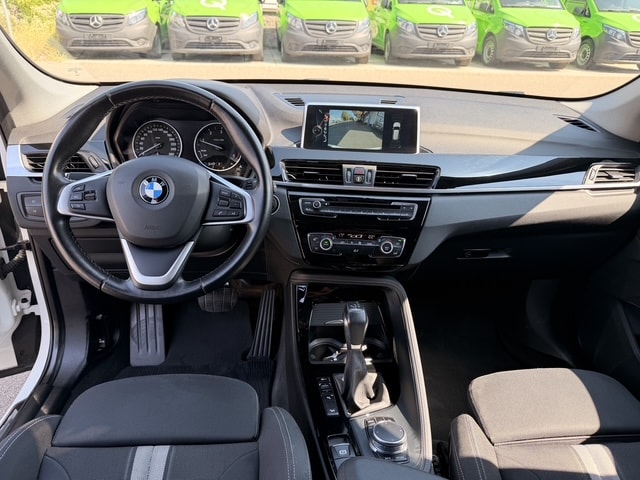 BMW X1 xDrive 20d Sport Line Steptronic-image-7