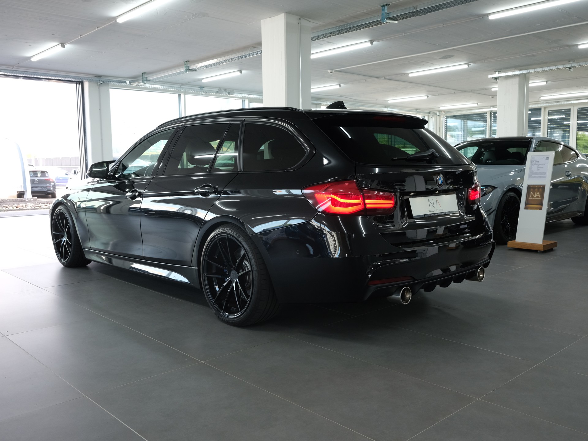 BMW 340i Touring M Sport Steptronic *M-Performance Abgassanlage* *360 Kamera* *Panoama*-image-4