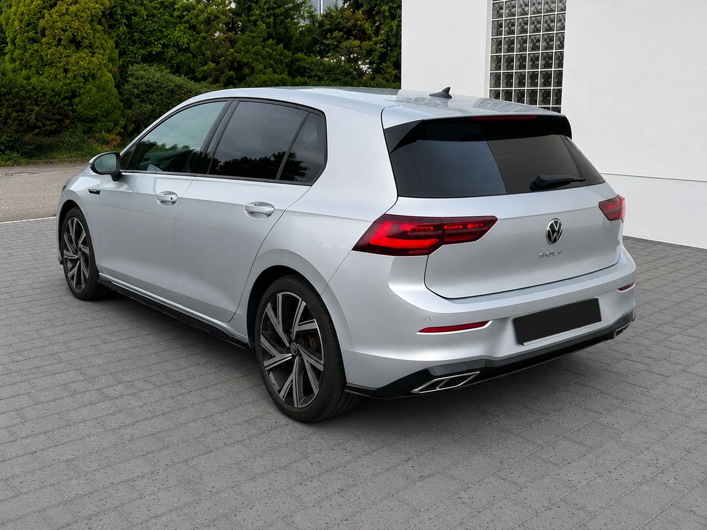 VW Golf 1.5 eTSI mHEV ACT Style DSG-image-2