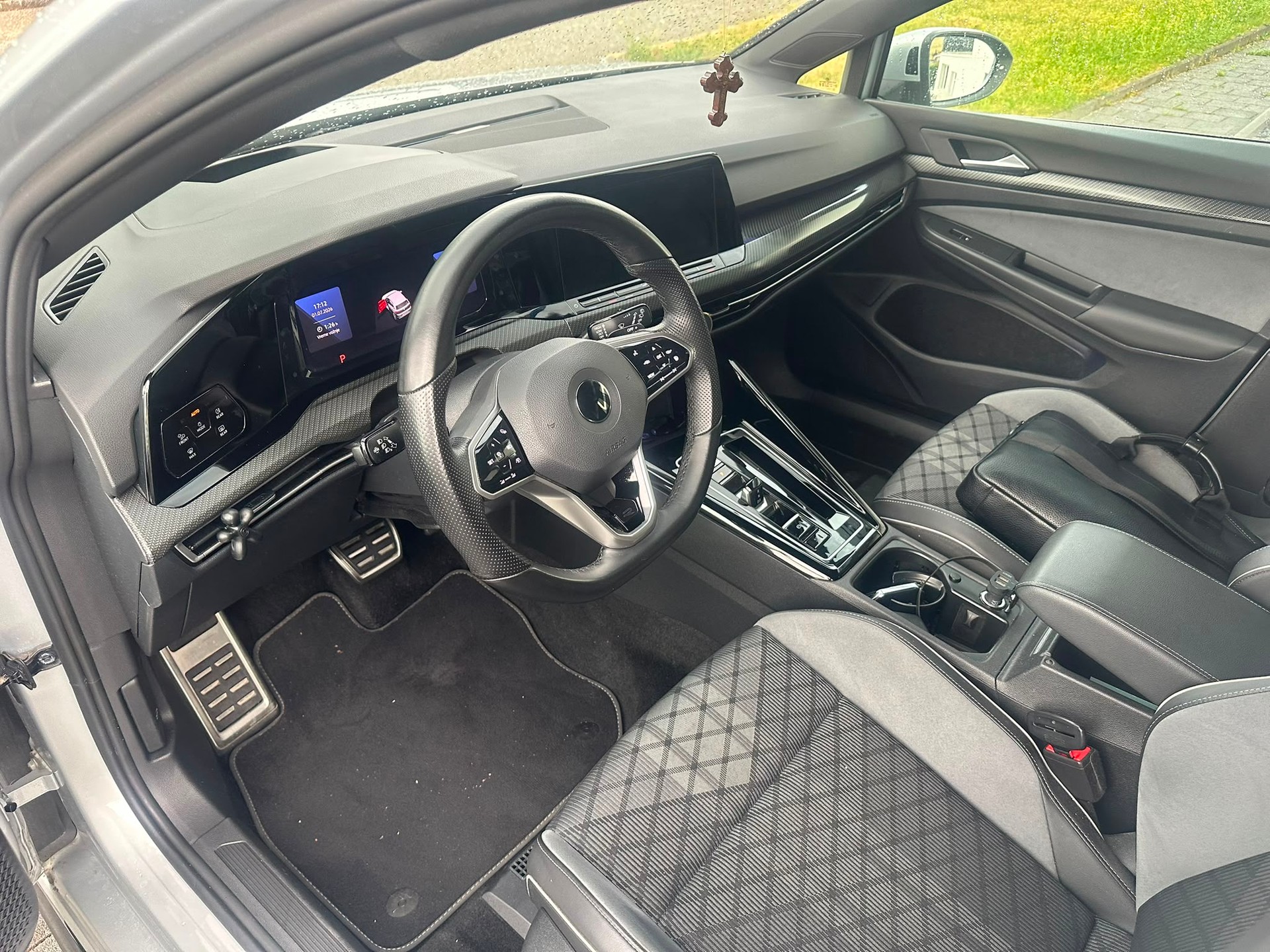 VW Golf 1.5 eTSI mHEV ACT Style DSG-image-3