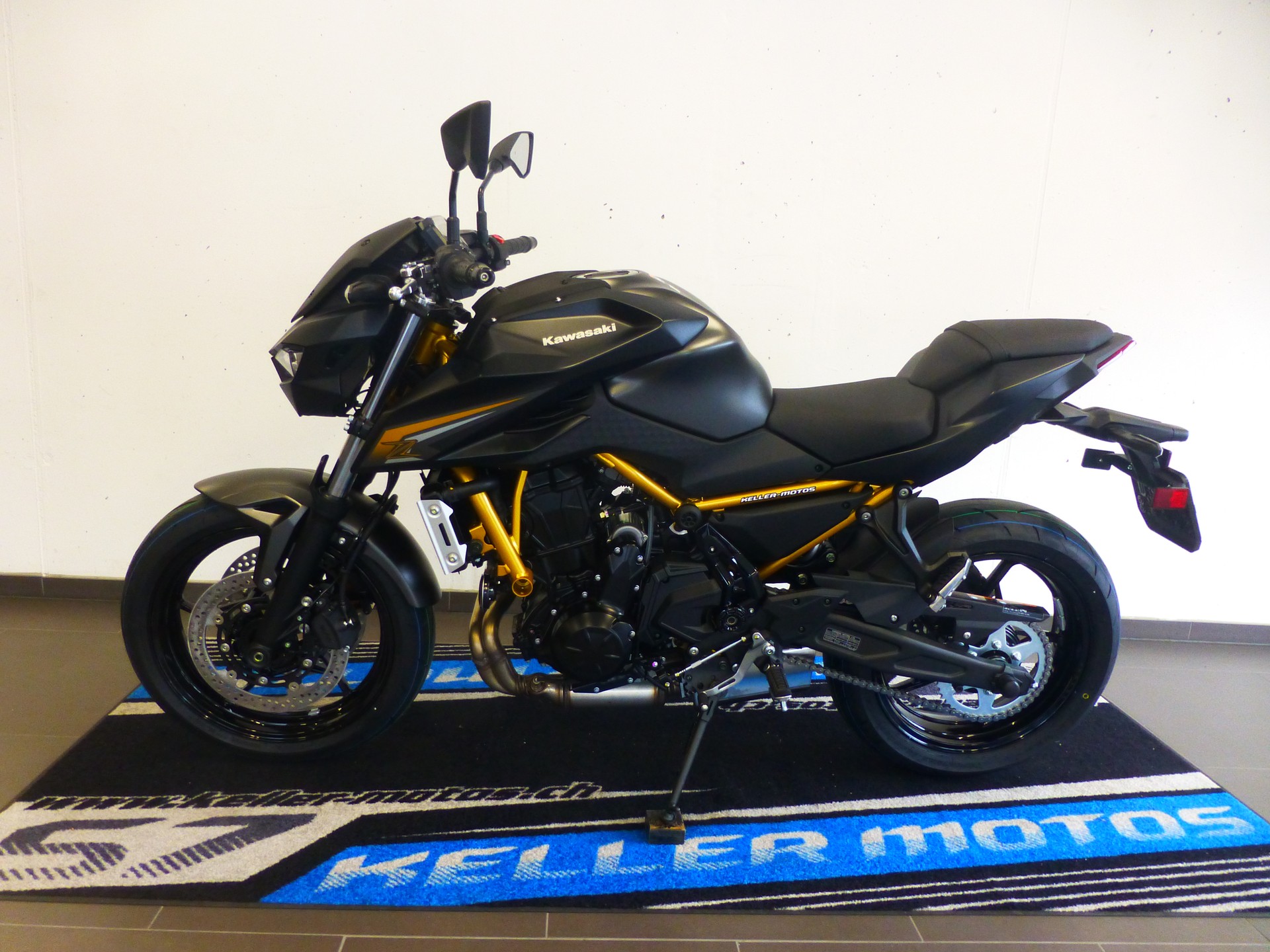 KAWASAKI Z 650 S (35kW) MY 2026-showroom-element-1