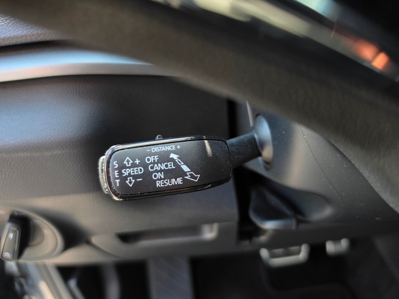 SKODA Karoq 1.5 TSI ACT Ambition DSG-image-15