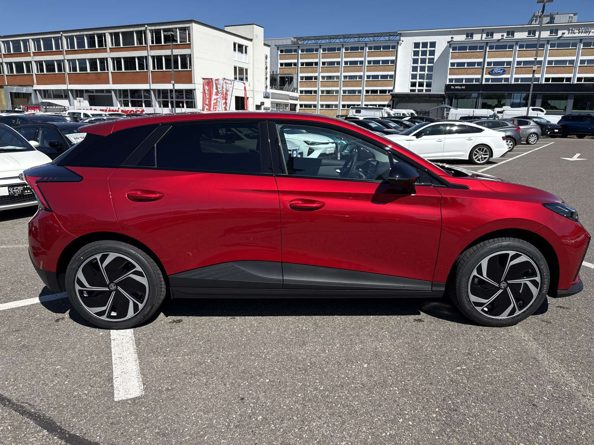 MG 4 EV 64kWh Premium Facelift Automat-image-10