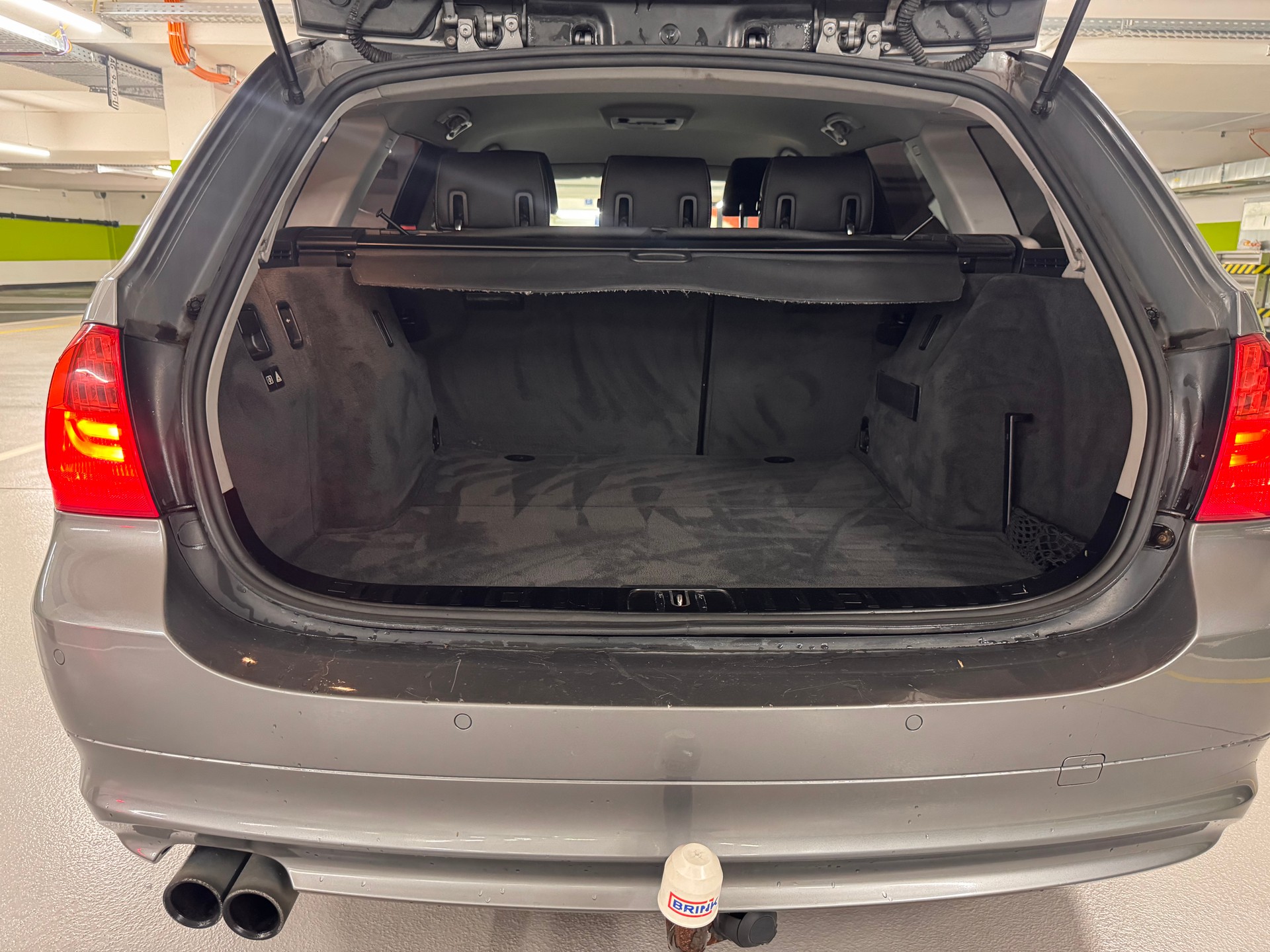 BMW 325i xDrive Touring Steptronic-image-8