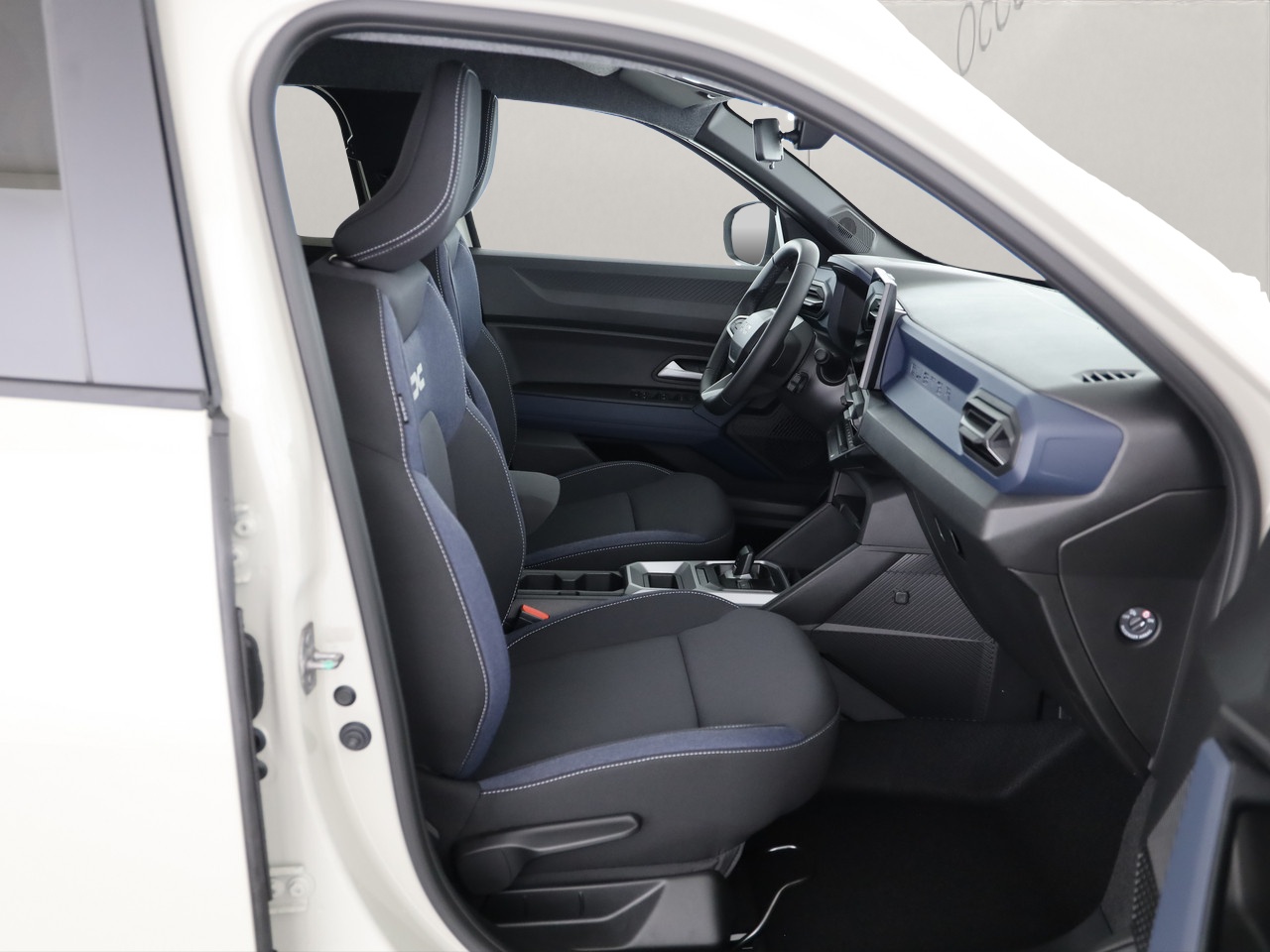 DACIA Duster 1.6 Hybrid Journey-image-6