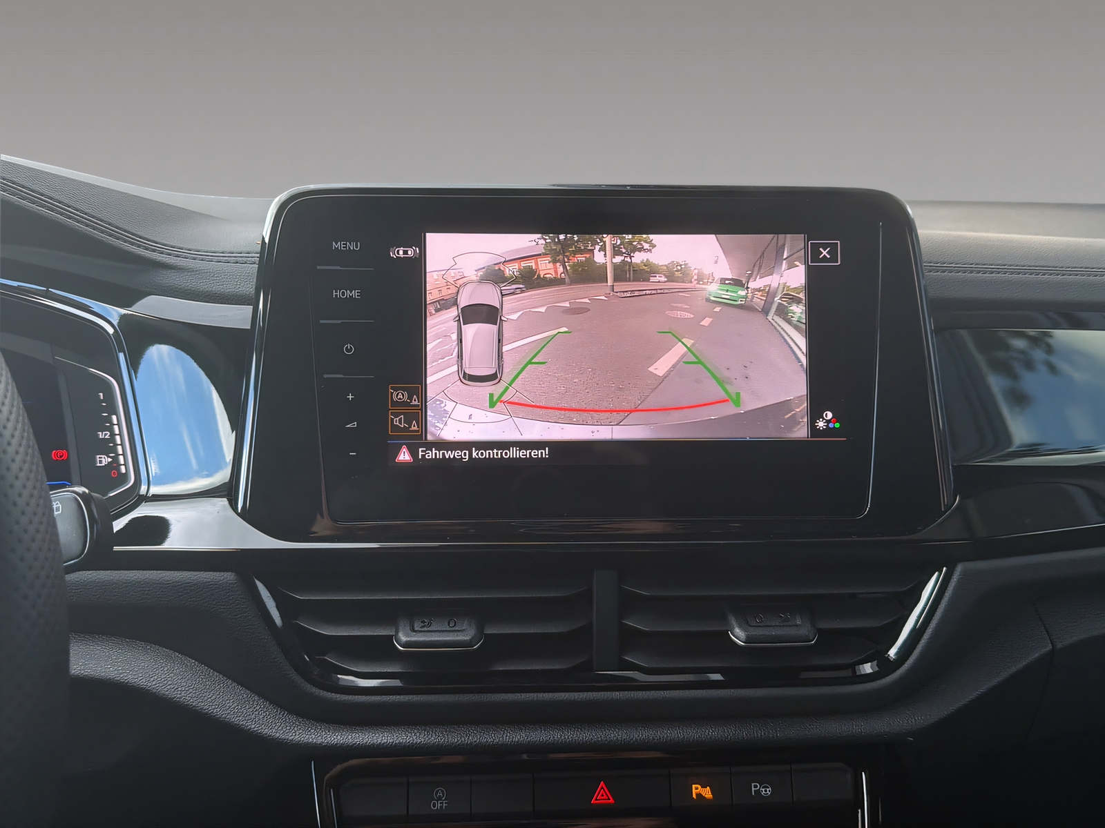 VW T-Roc 2.0 TDI SCR R-Line DSG 4motion-image-10