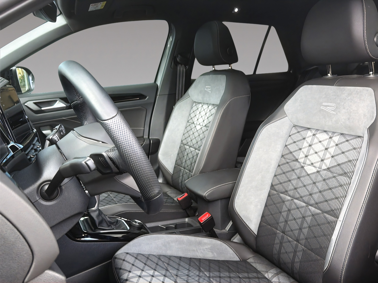 VW T-Roc 2.0 TDI SCR R-Line DSG 4motion-image-5