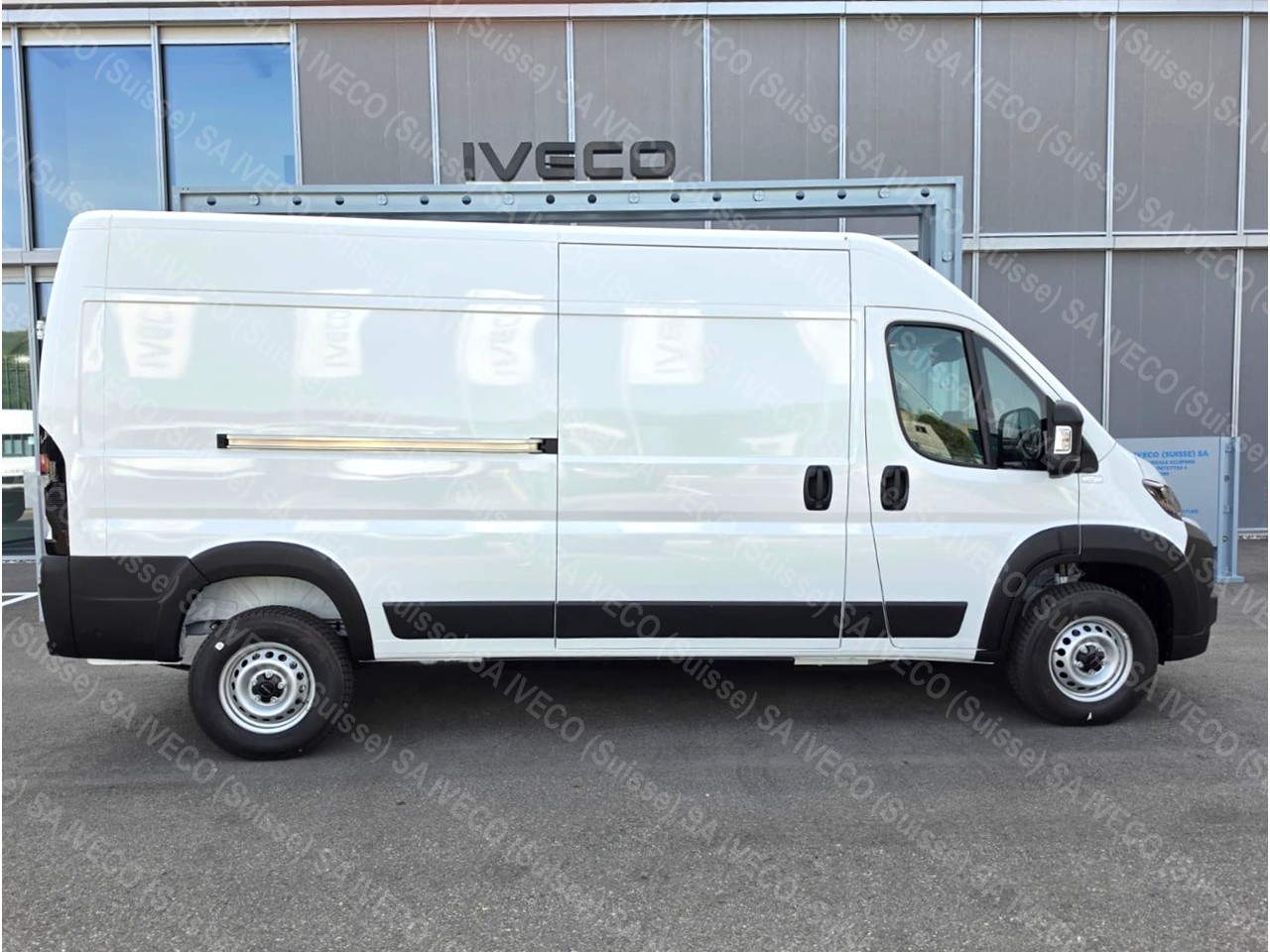 IVECO eSuperJolly J42F20E V-image-1