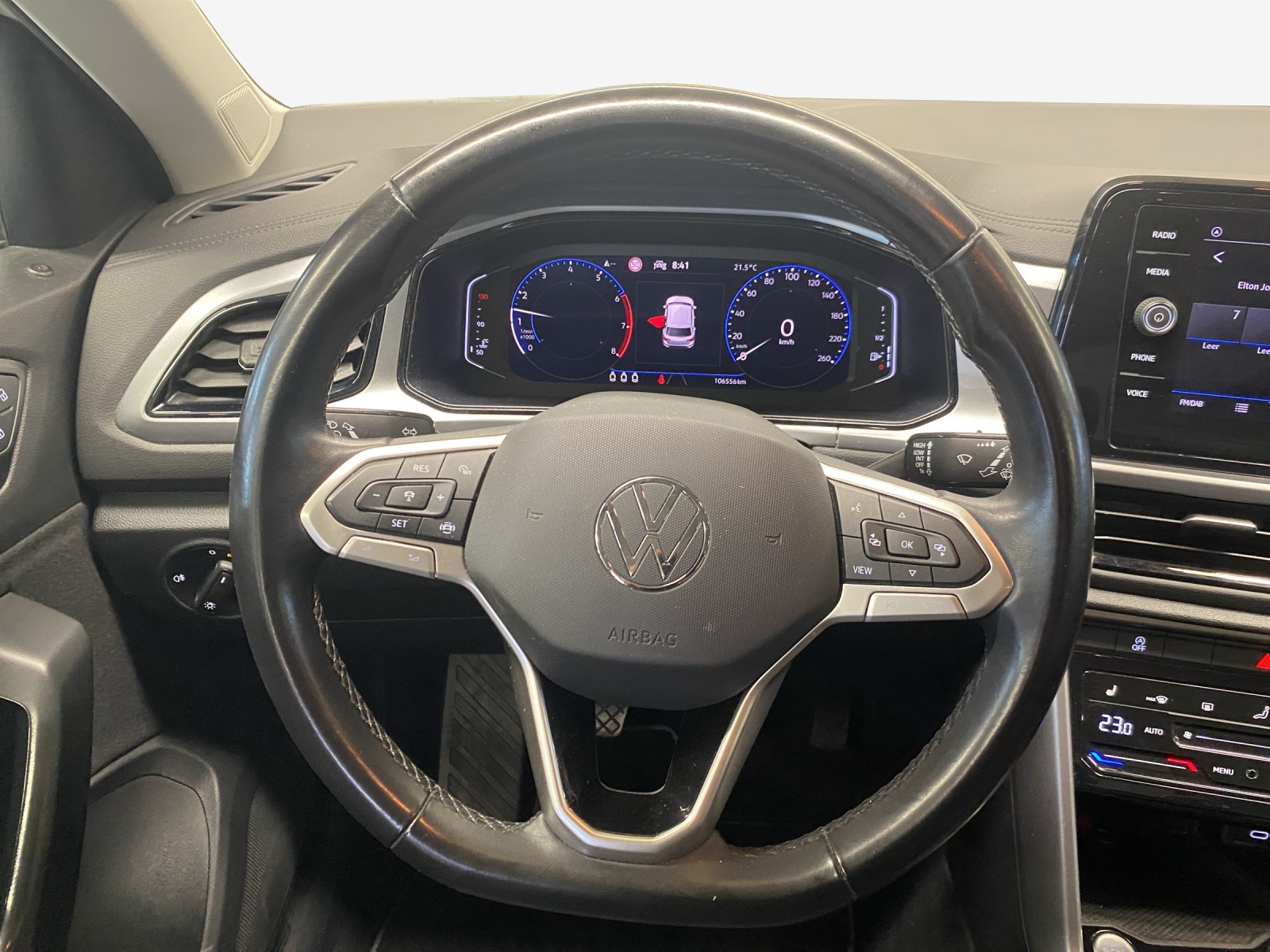 VW T-Roc 1.5 TSI EVO Life-image-9