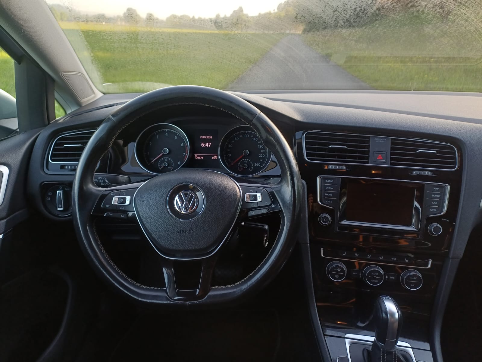 VW Golf 1.4 TSI Comfortline DSG-image-4