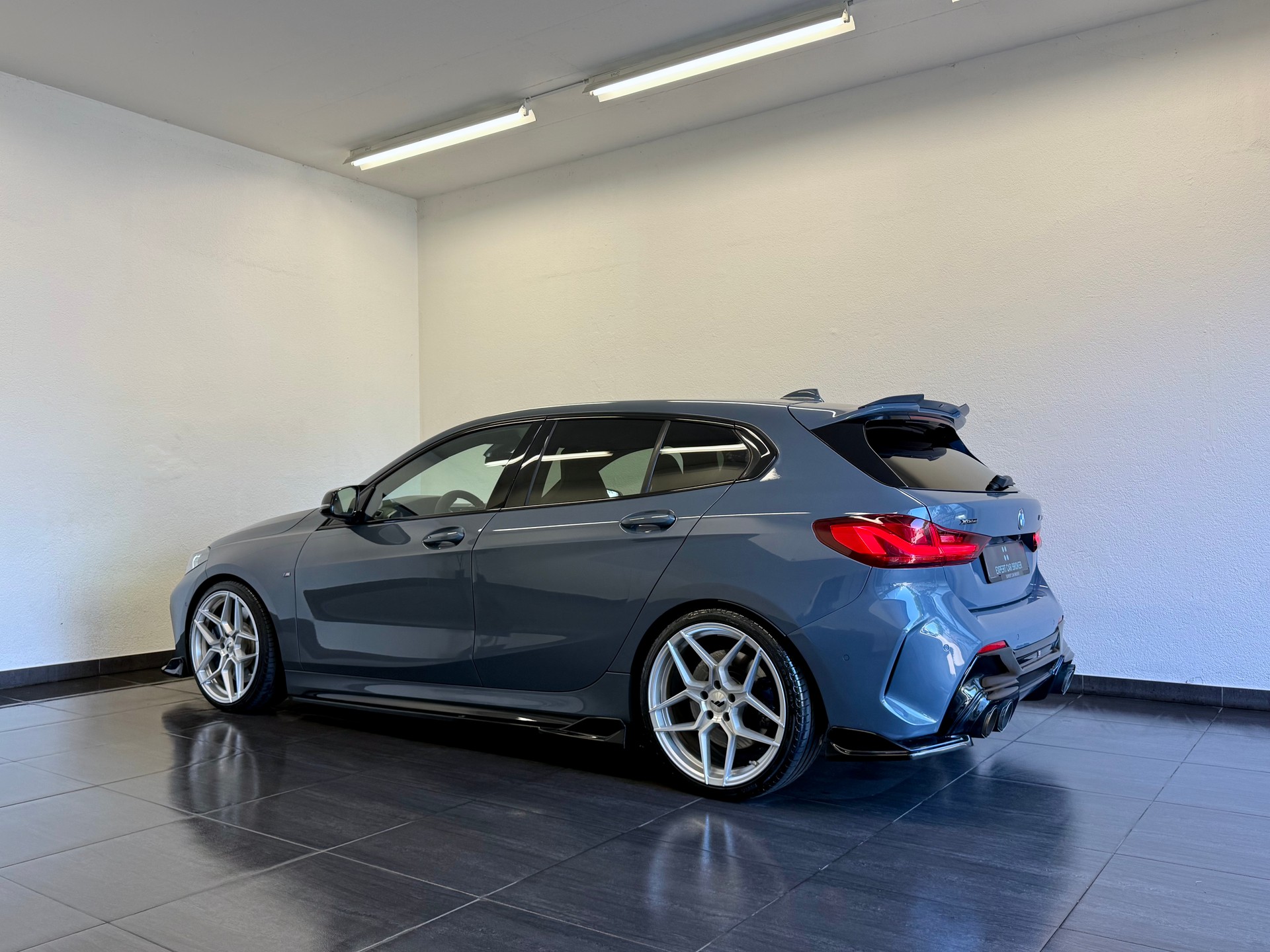 BMW M135i xDrive Steptronic "Tuning Fahrzeug"-image-8