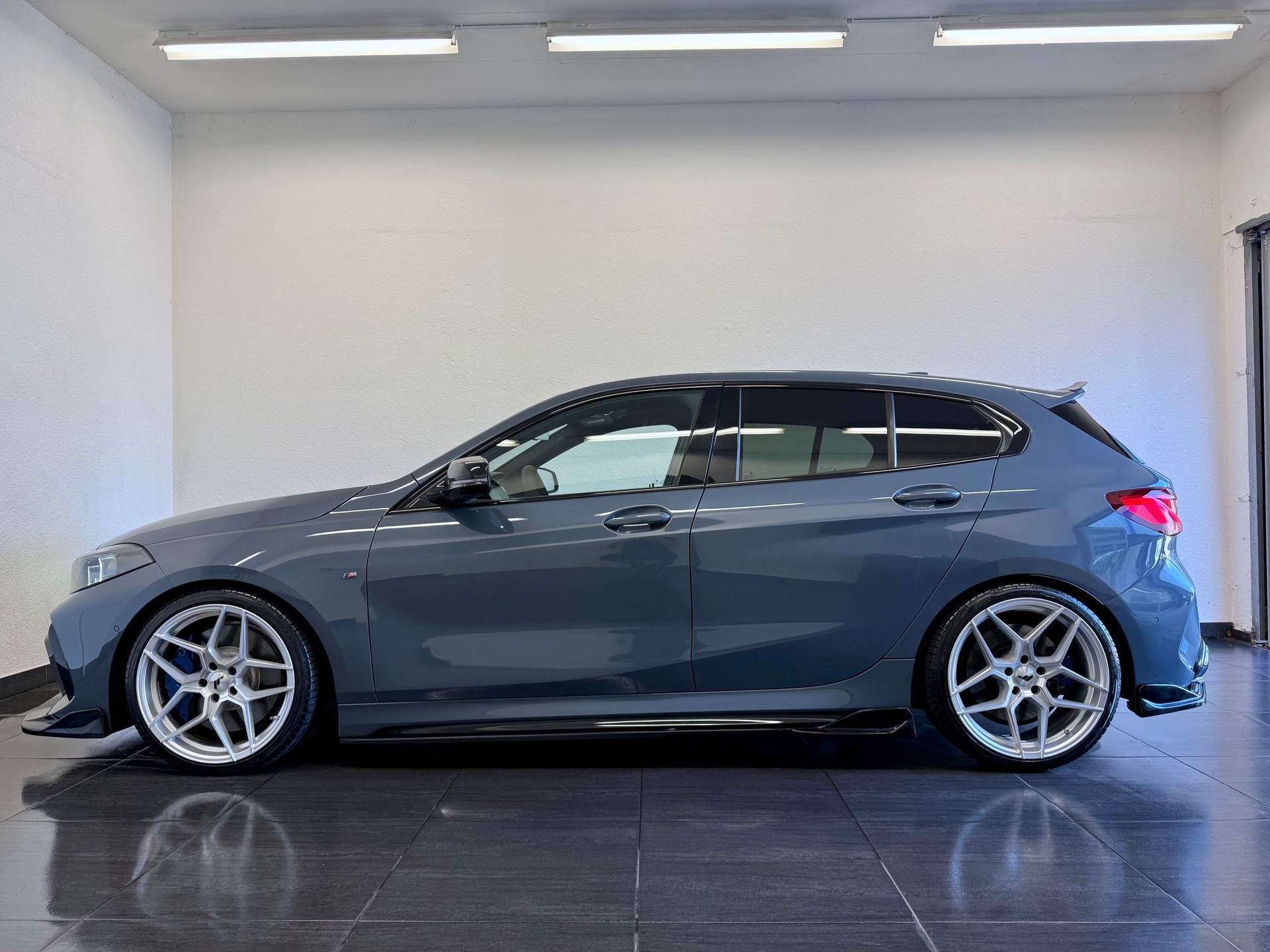 BMW M135i xDrive Steptronic "Tuning Fahrzeug"-image-9