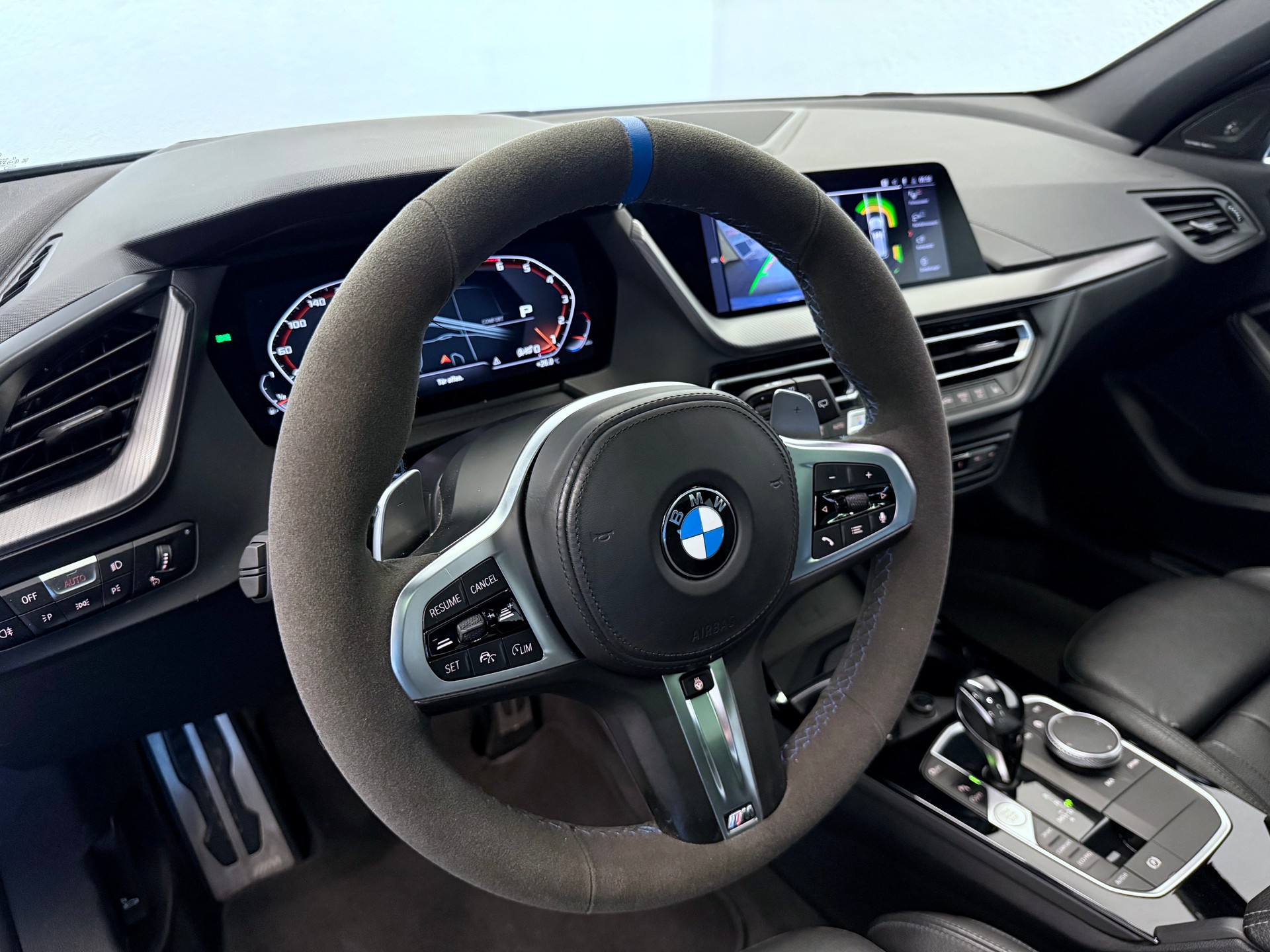 BMW M135i xDrive Steptronic "Tuning Fahrzeug"-image-15