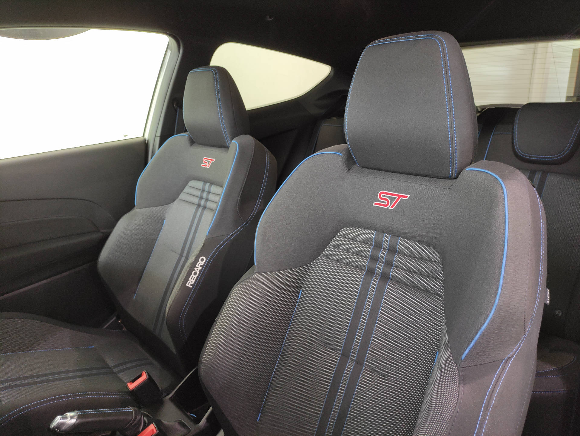 FORD Fiesta ST 1.5 SCTi-image-5