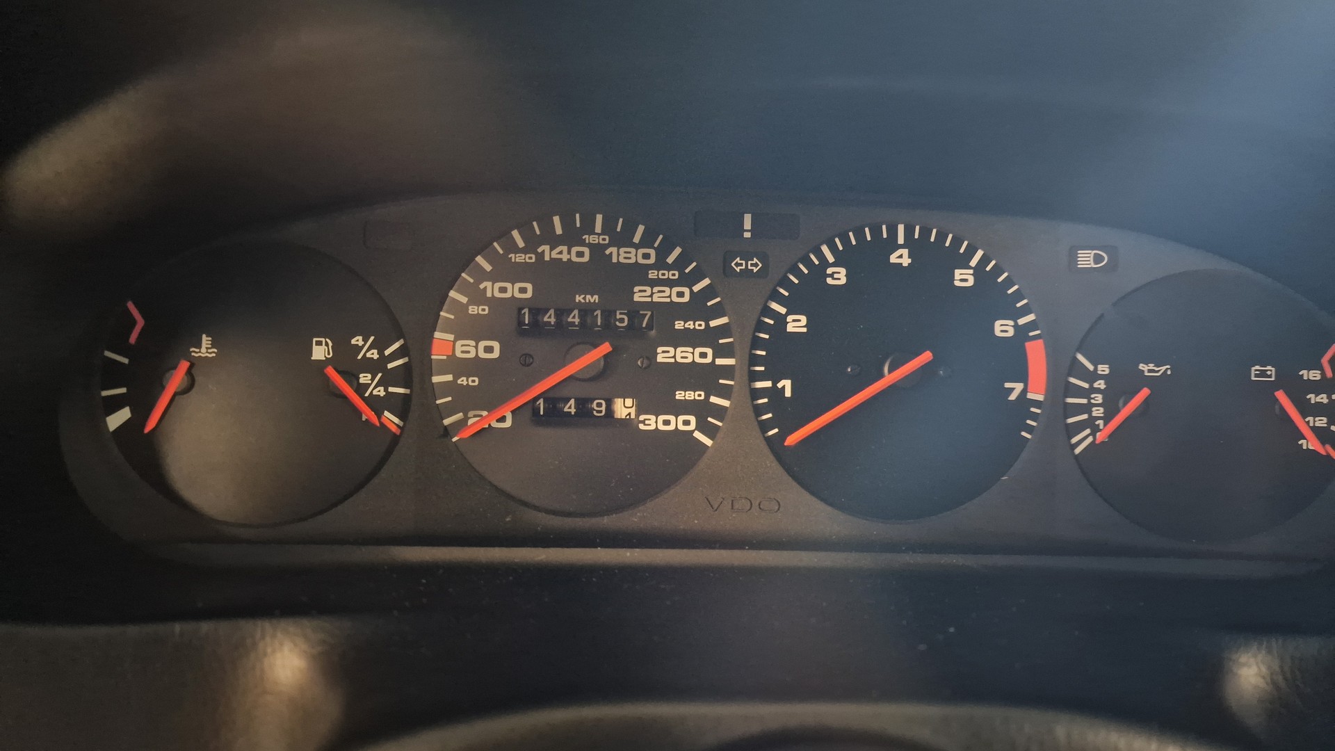 PORSCHE S4-image-3