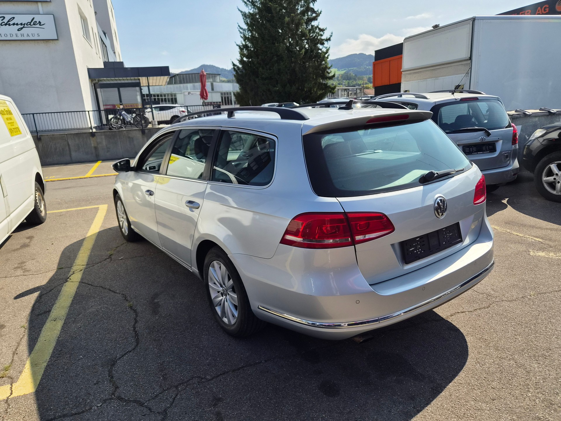 VW Passat Variant 1.4 TSI BMT Trendline DSG-image-3