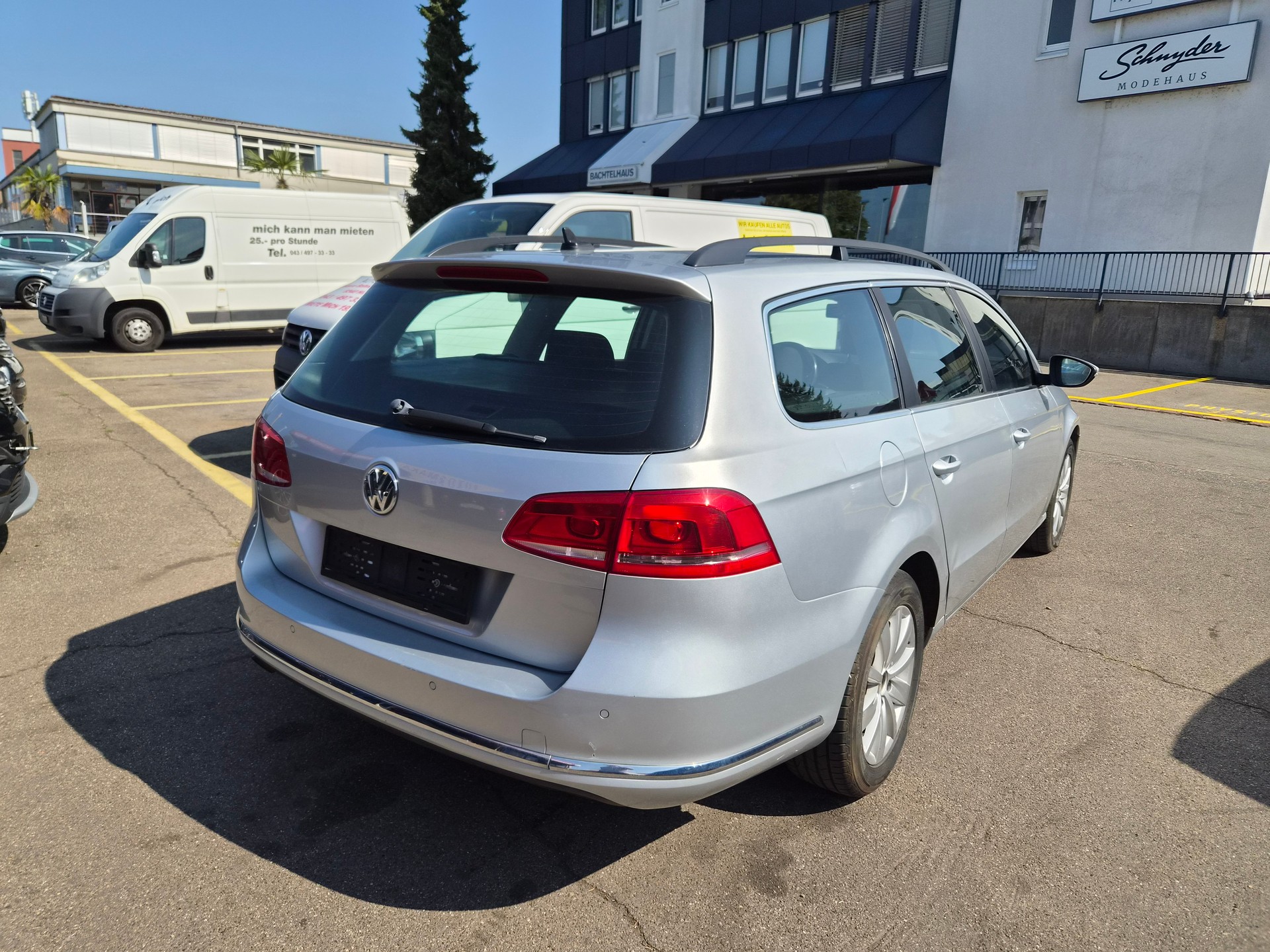 VW Passat Variant 1.4 TSI BMT Trendline DSG-image-1