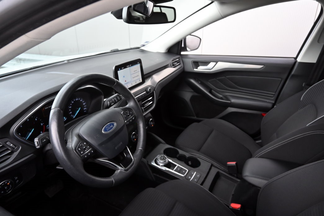 FORD Focus 1.5 SCTi Titanium X Automatic-image-9
