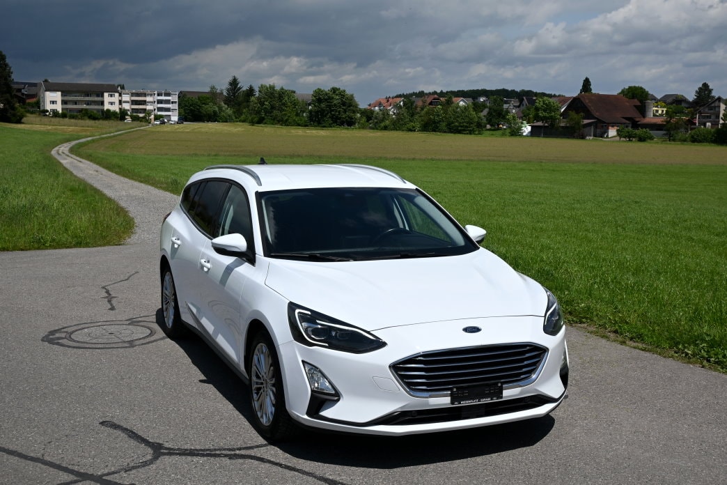 FORD Focus 1.5 SCTi Titanium X Automatic-image-1