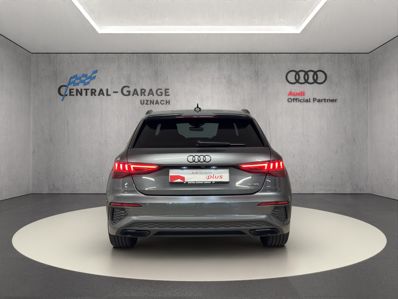 AUDI A3 Sportback 40 TDI S line S-tronic quattro-showroom-element-3
