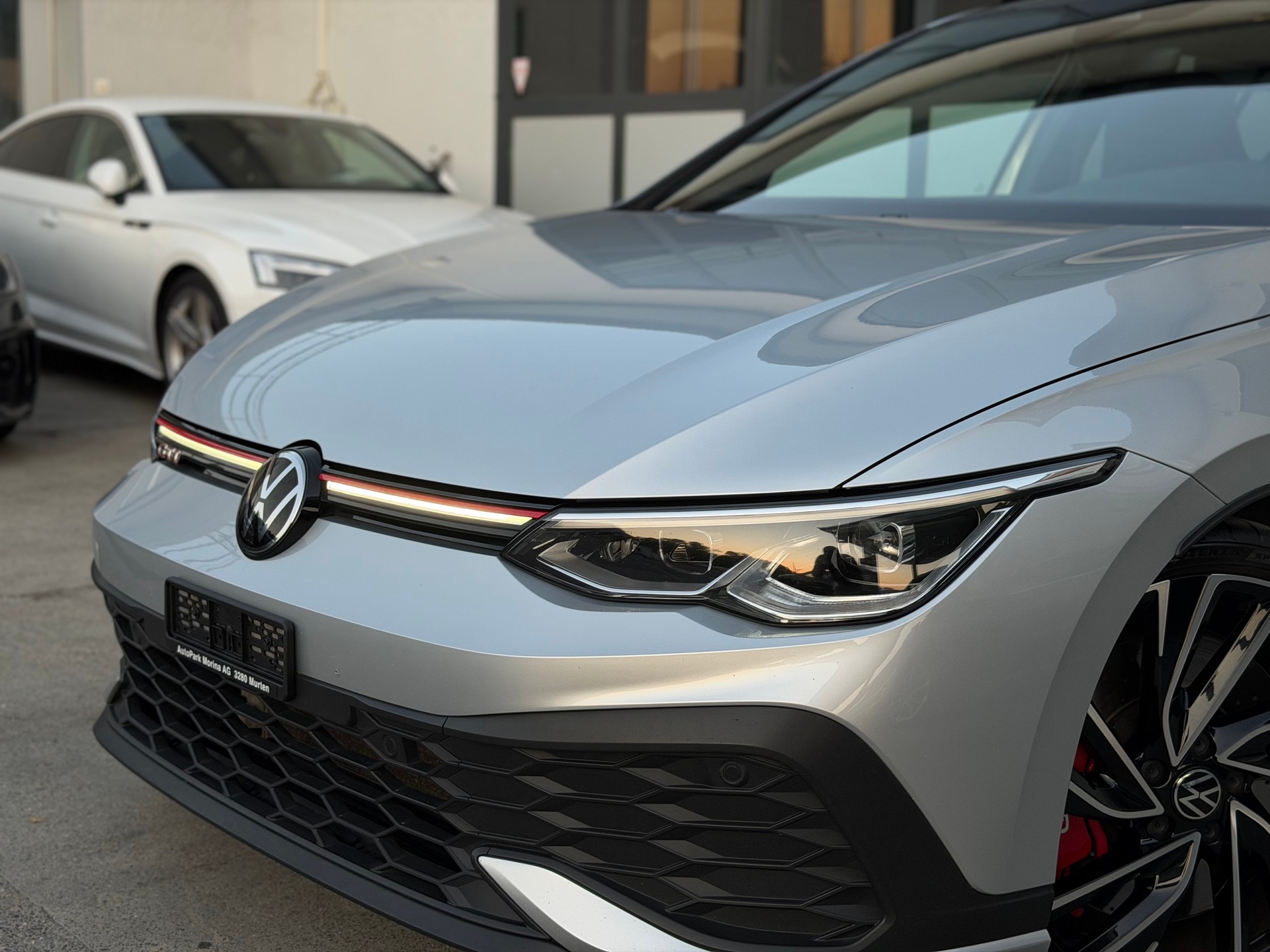 VW Golf 2.0 TSI GTI Clubsport DSG-image-7