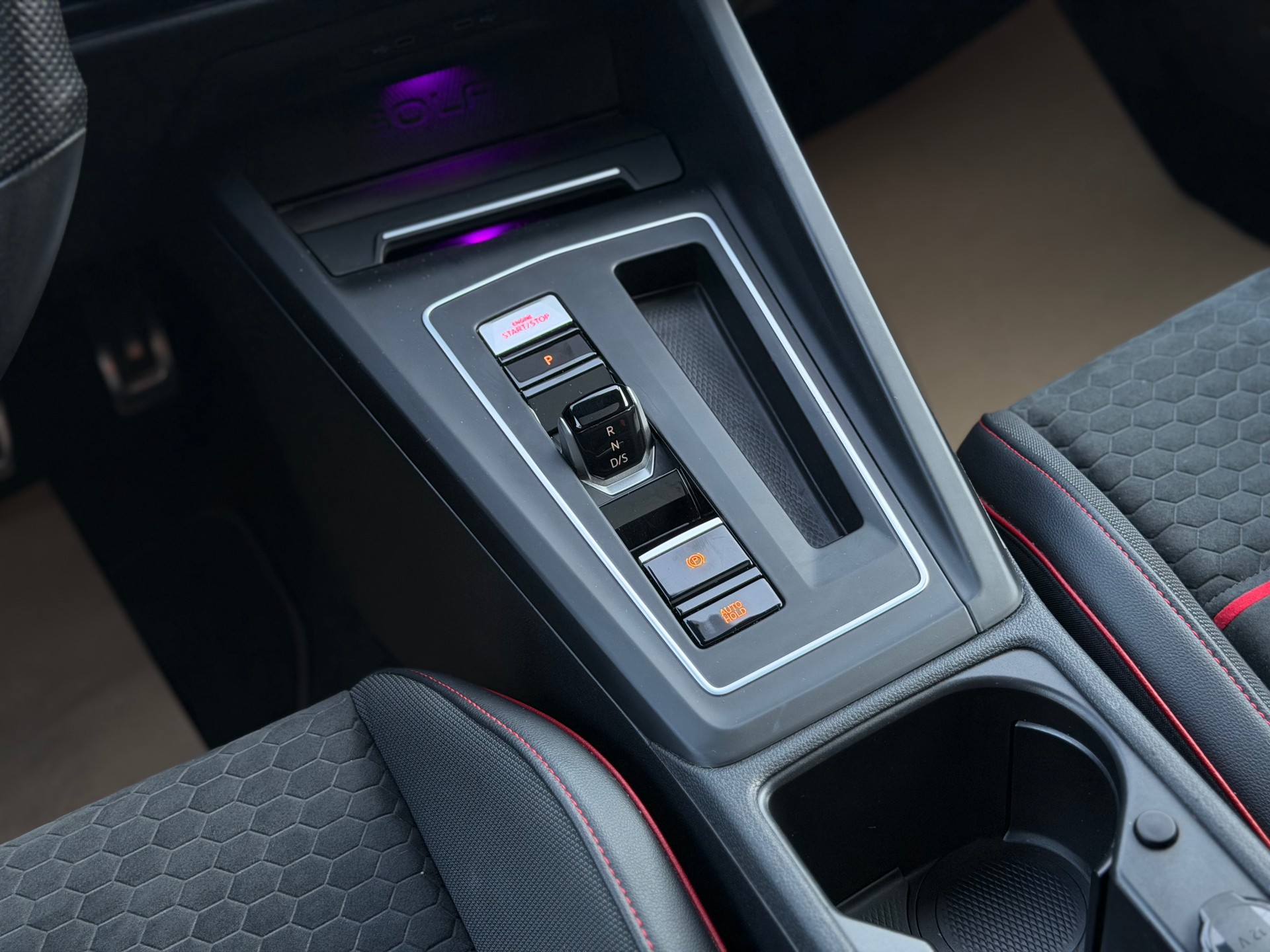 VW Golf 2.0 TSI GTI Clubsport DSG-image-17