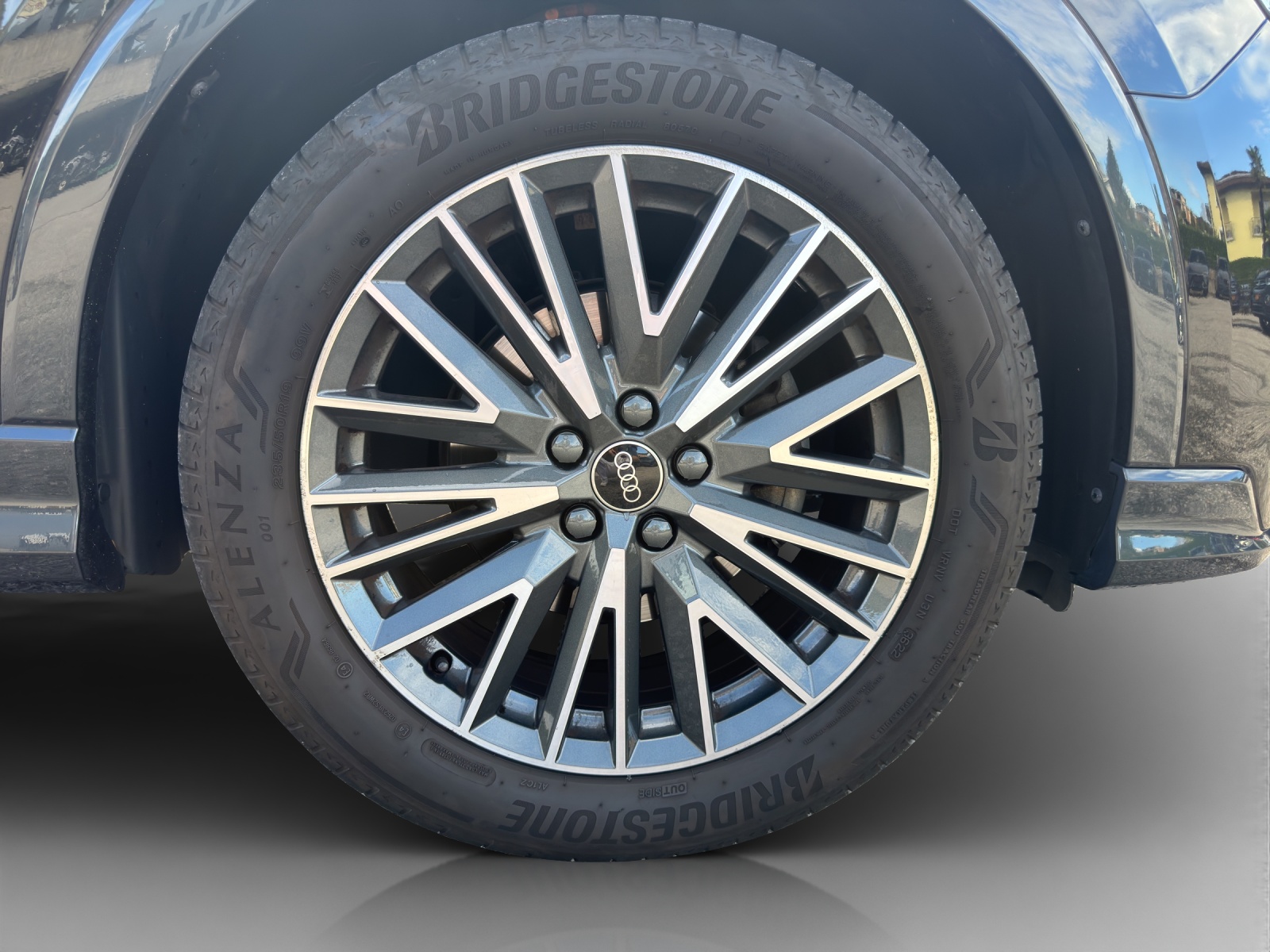 AUDI Q3 Sportback 35 TFSI Attraction-image-13