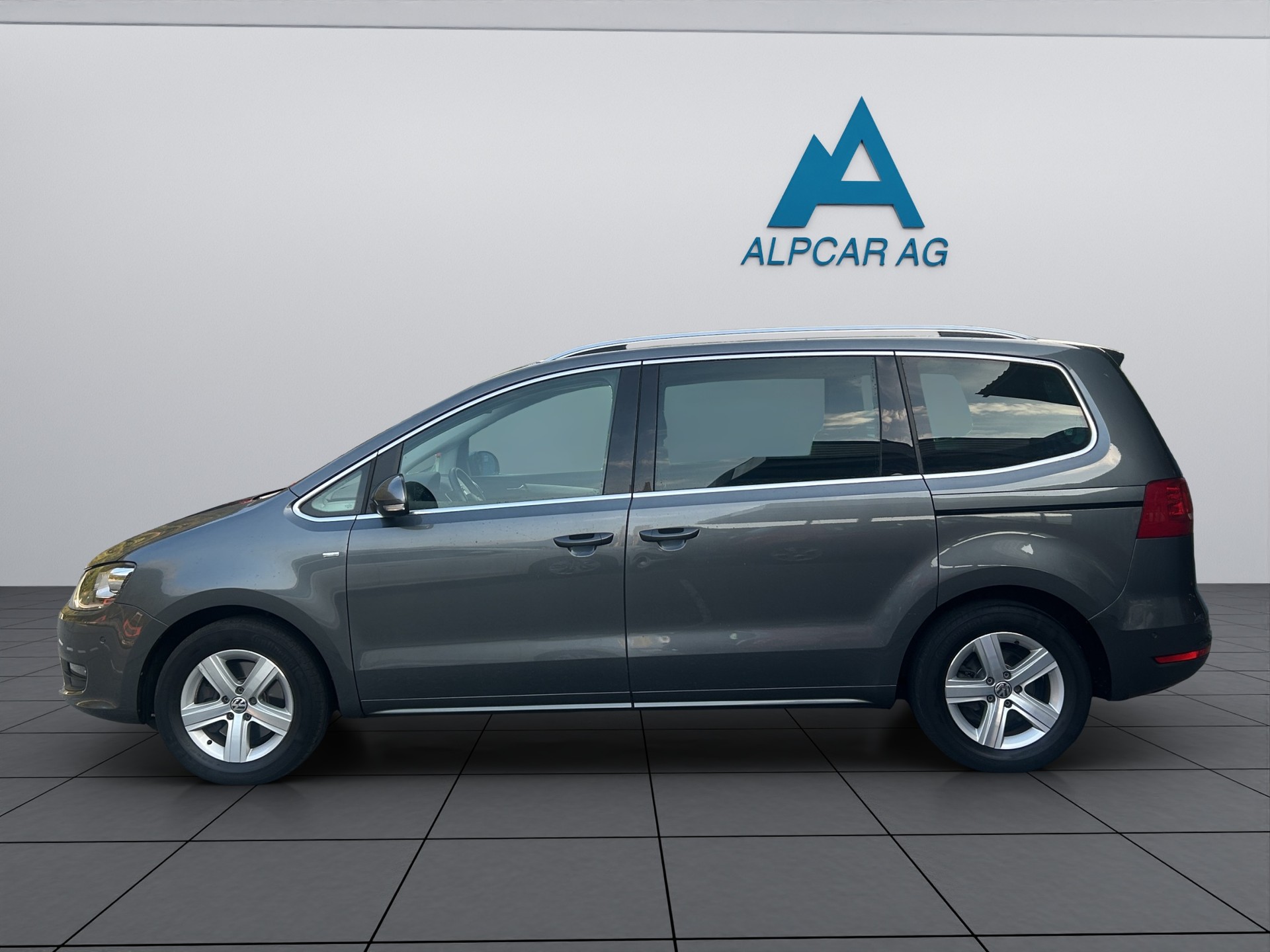 VW Sharan 2.0 TDI 4x4-image-3