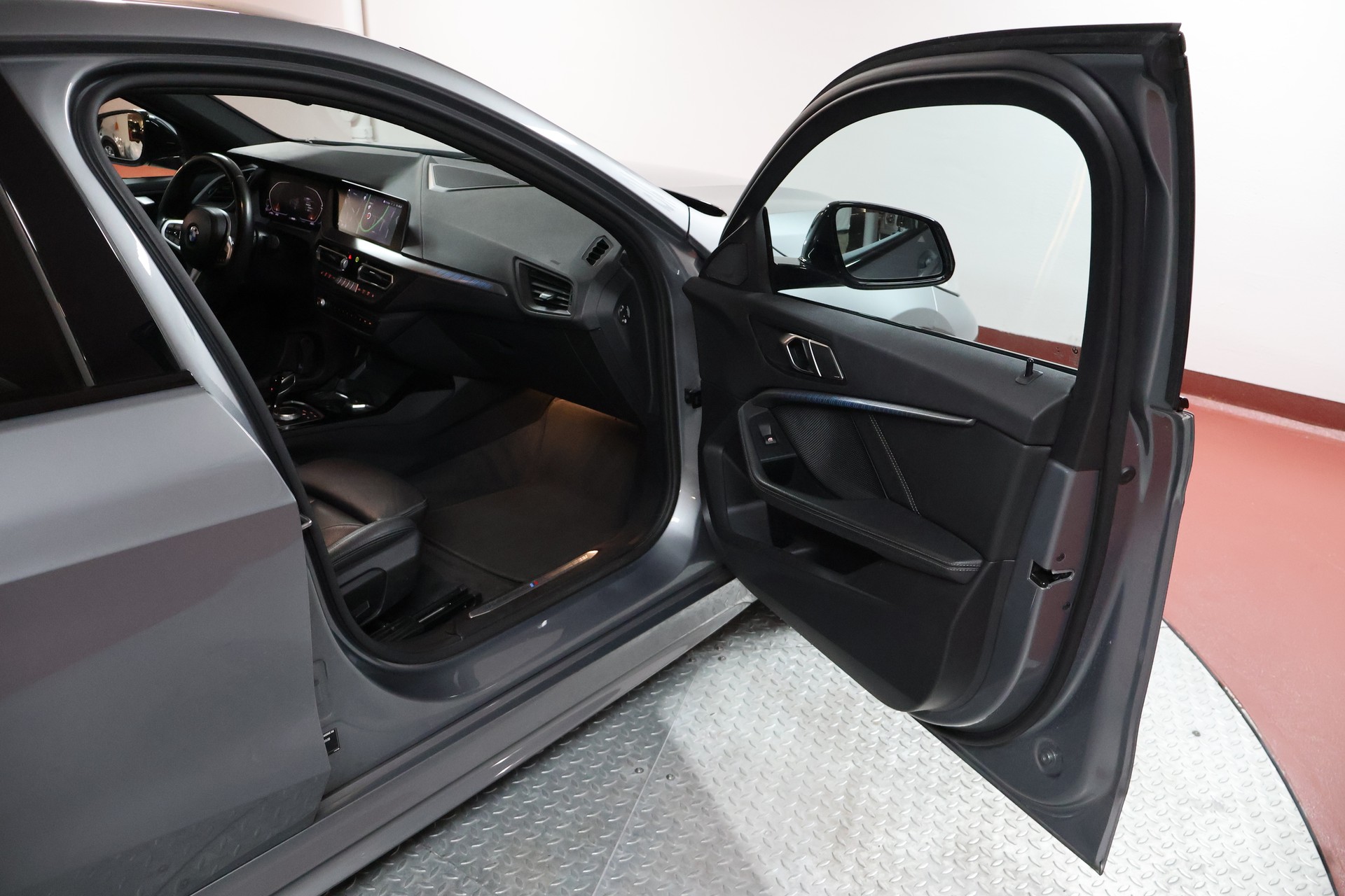 BMW 120d Steptronic M Sport-image-14