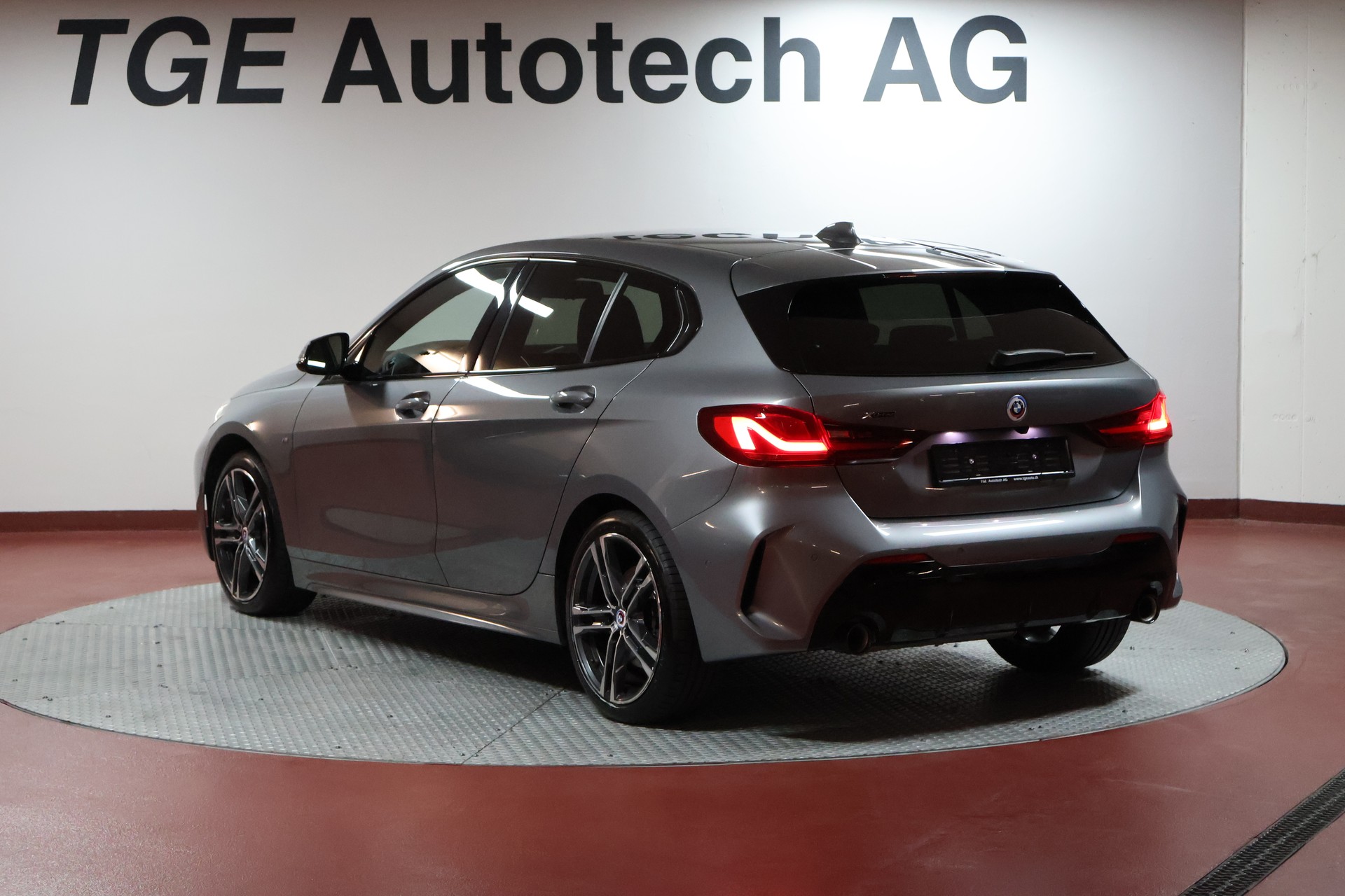 BMW 120d Steptronic M Sport-image-18