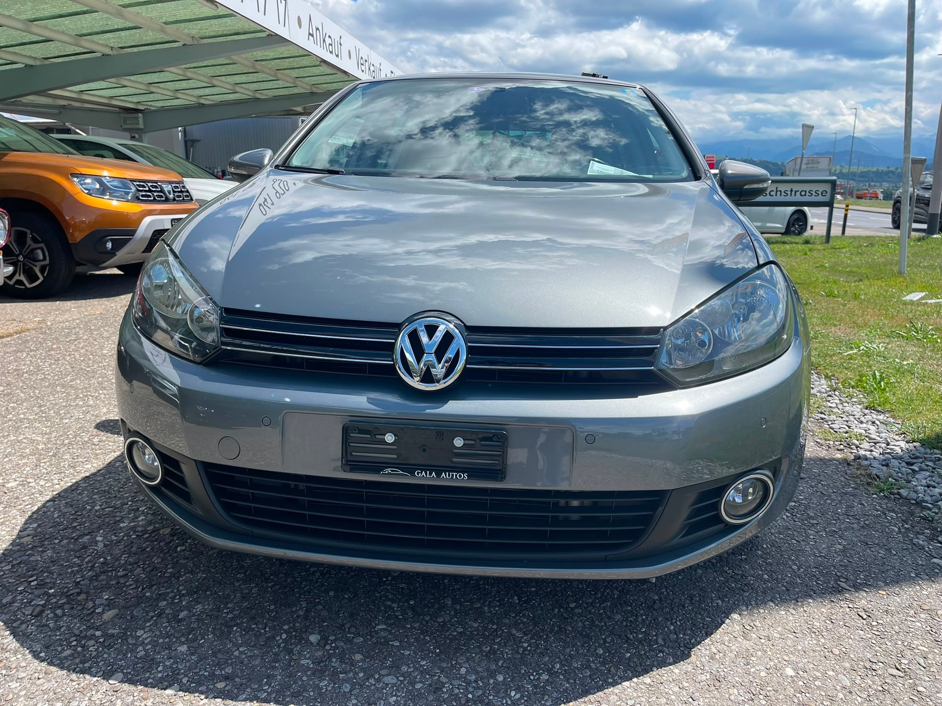 VW Golf Variant 1.4 TSI Comfortline DSG-image-1