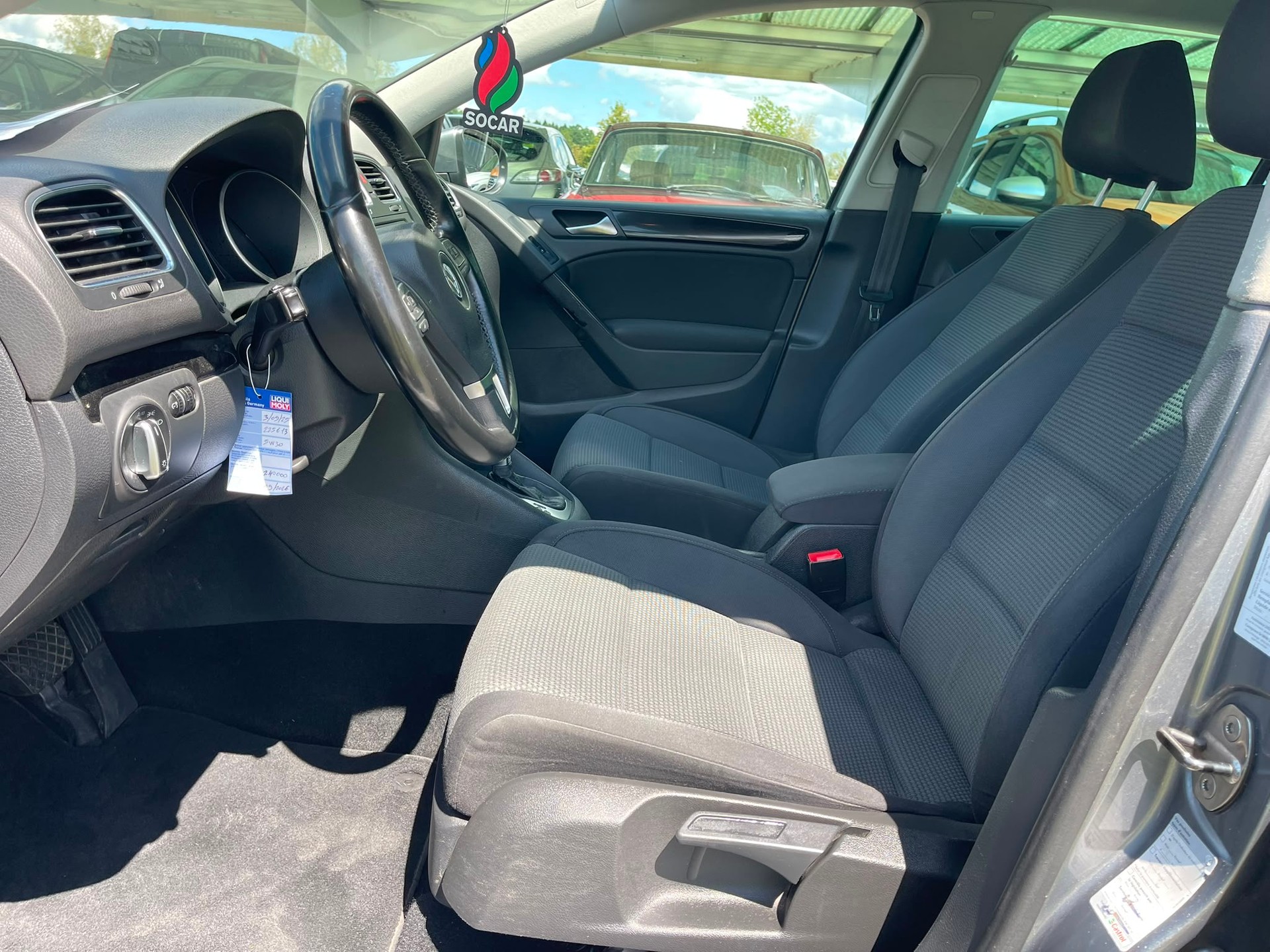 VW Golf Variant 1.4 TSI Comfortline DSG-image-6