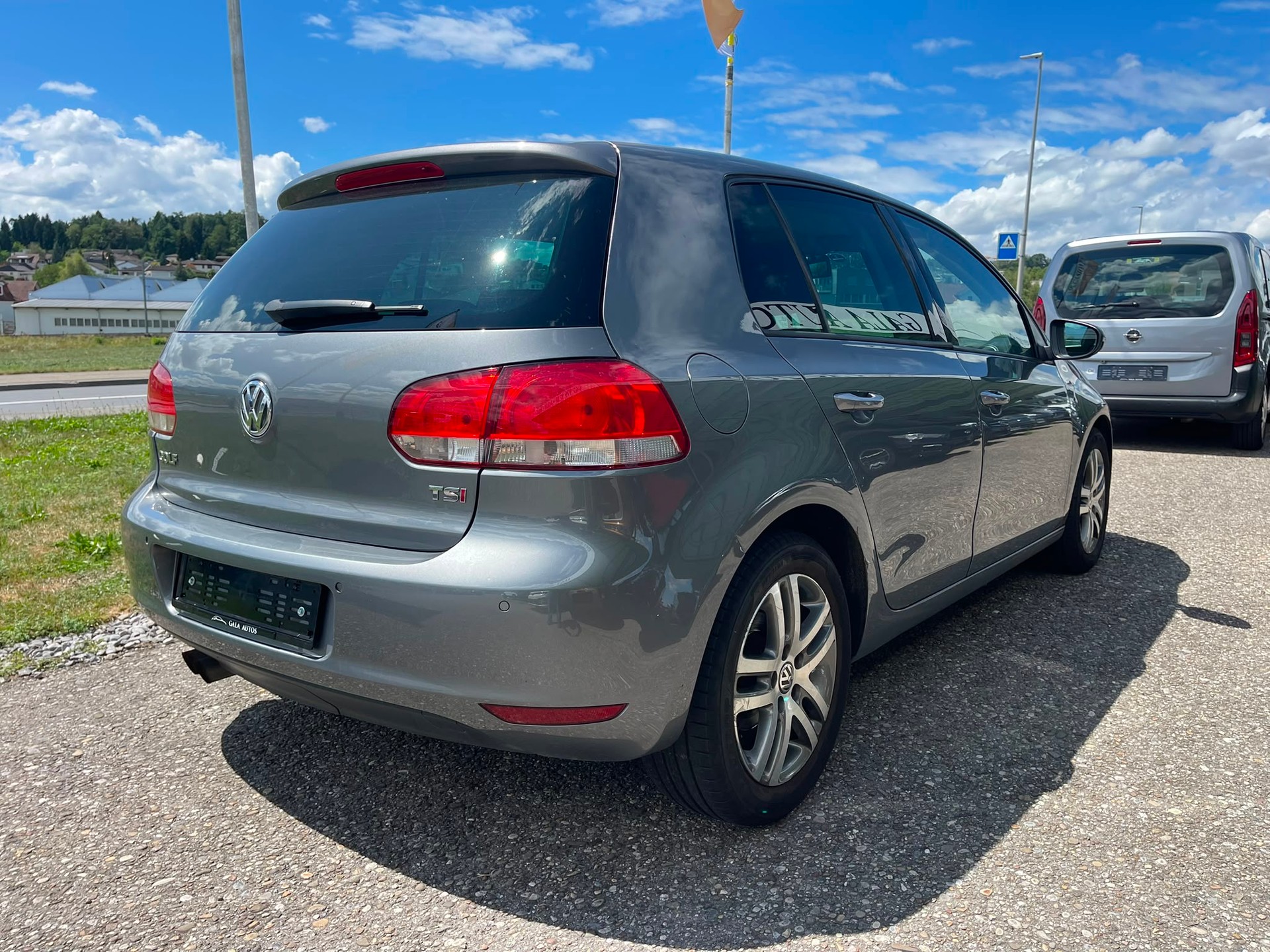 VW Golf Variant 1.4 TSI Comfortline DSG-image-3
