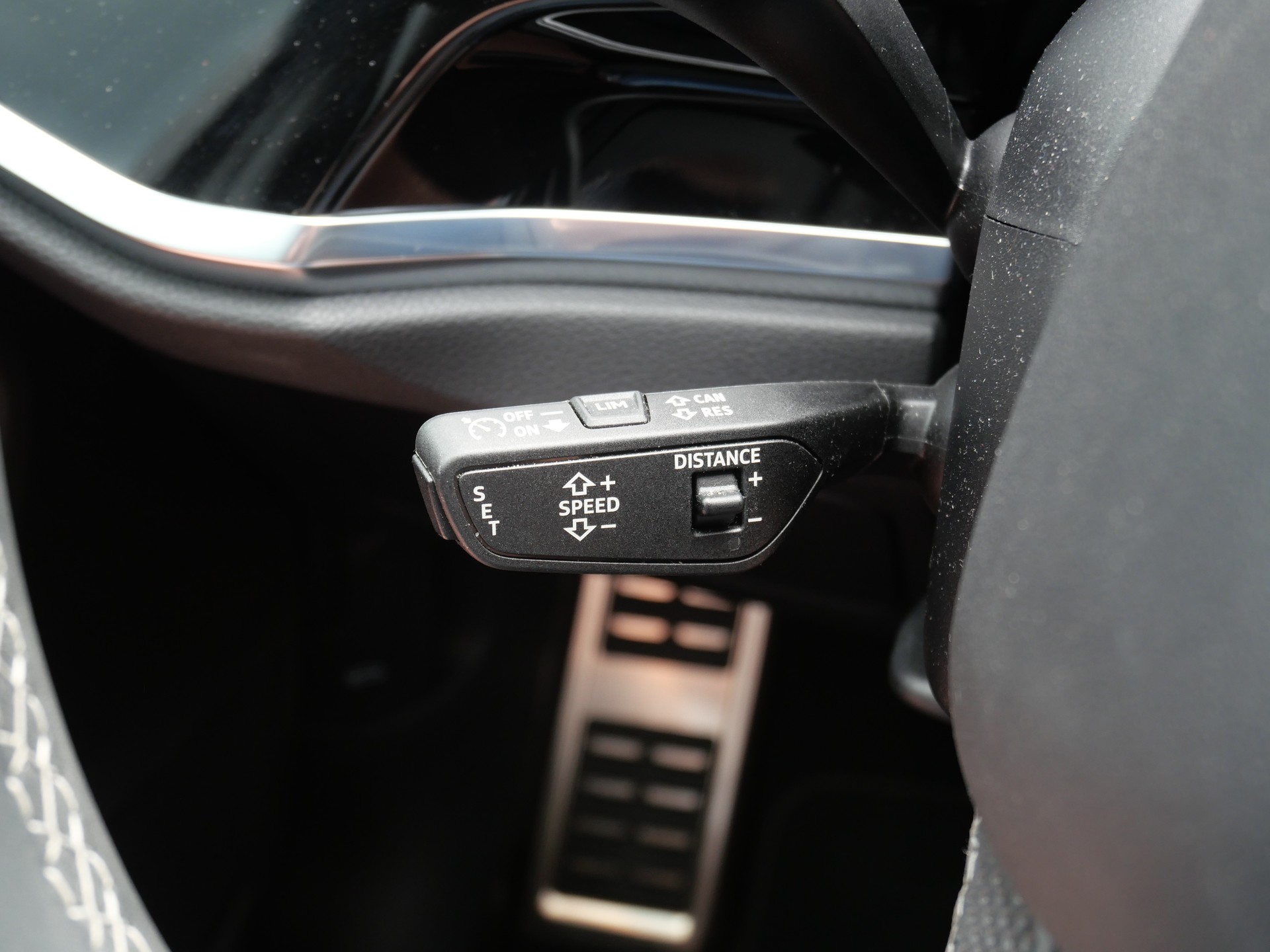AUDI Q3 40 TFSI S line quattro S-tronic *CH-Auto, 5 J. Garantie, 360°-Kamera, 8-fach Alu, AHK -2'000kg*-image-29
