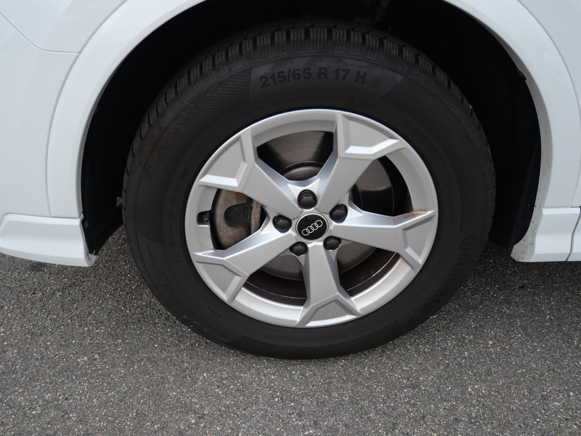 AUDI Q3 40 TFSI S line quattro S-tronic *CH-Auto, 5 J. Garantie, 360°-Kamera, 8-fach Alu, AHK -2'000kg*-showroom-element-2
