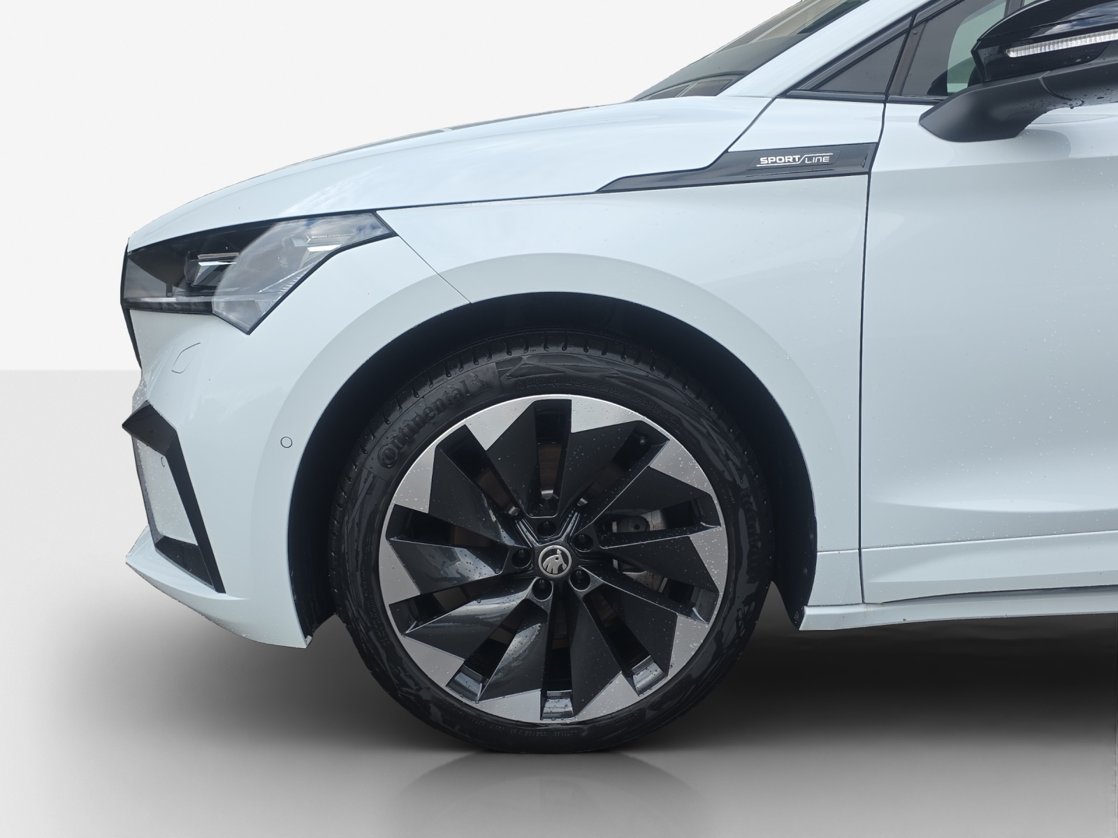 SKODA Enyaq iV 80x SportLine-image-16