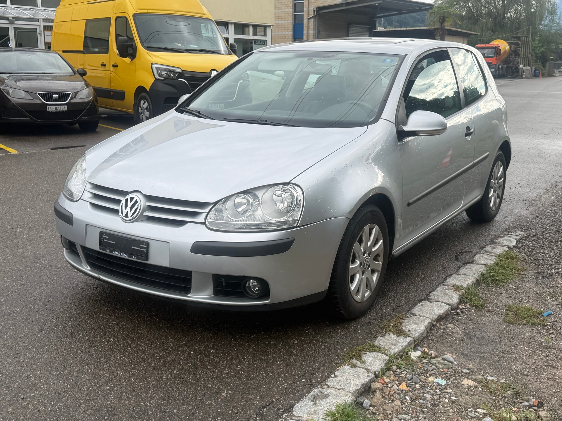 VW Golf 2.0 FSI Sportline 4Motion-image-2