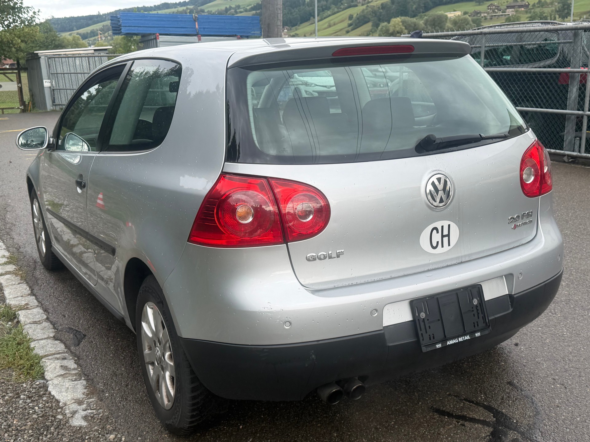 VW Golf 2.0 FSI Sportline 4Motion-image-5